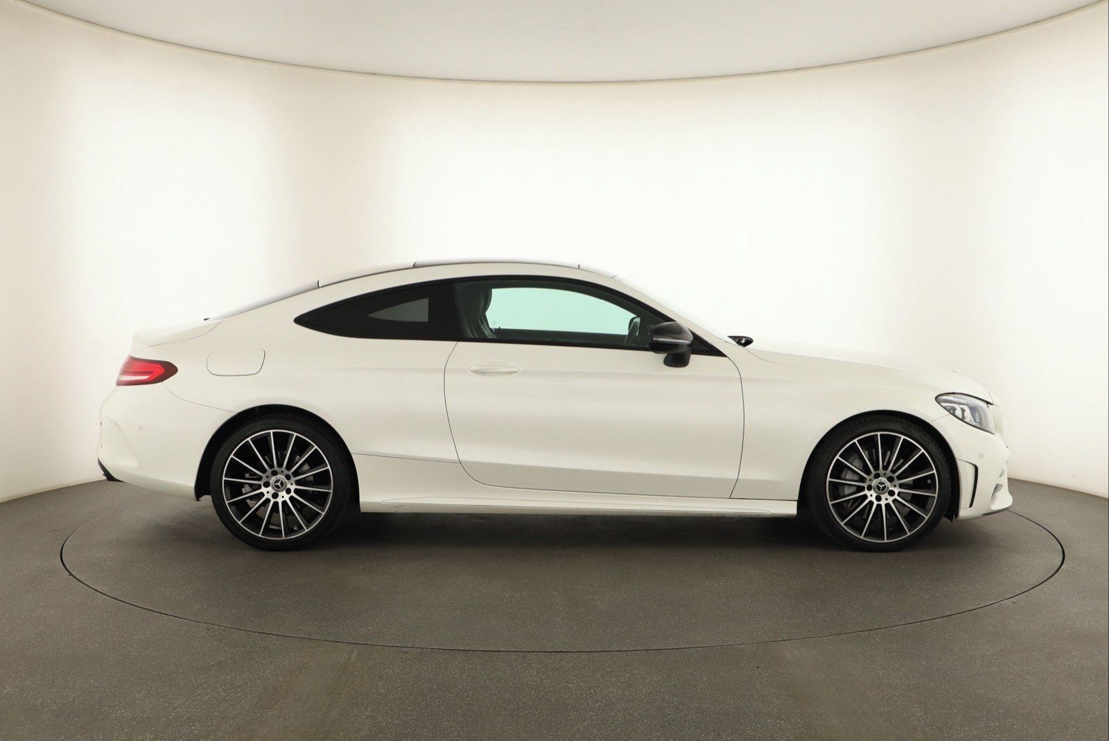 Mercedes-Benz Třídy C, 400 4MATIC, AMG Paket - fotka 6