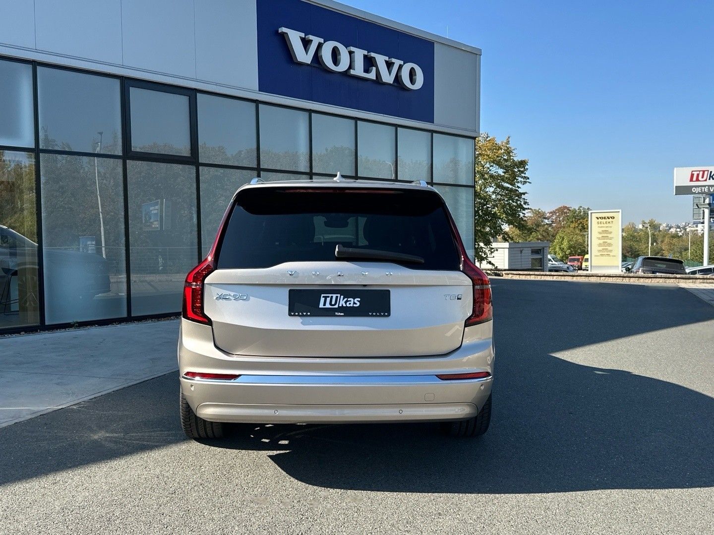 Volvo XC90, 2.0T8 AWD 299kW 4x4  ULTRA BRI - fotka 5