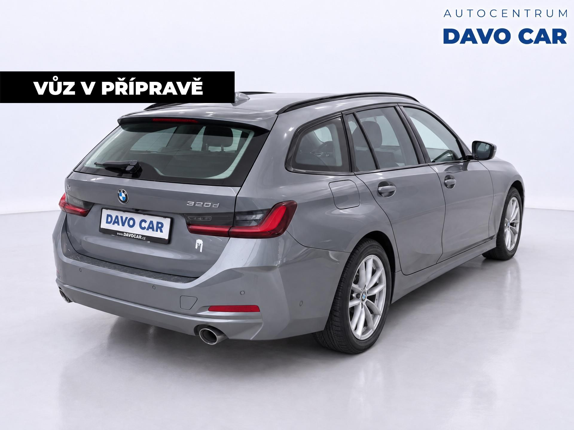 BMW Řada 3, 3,0 330da 210kW 1.Maj. DPH - fotka 5
