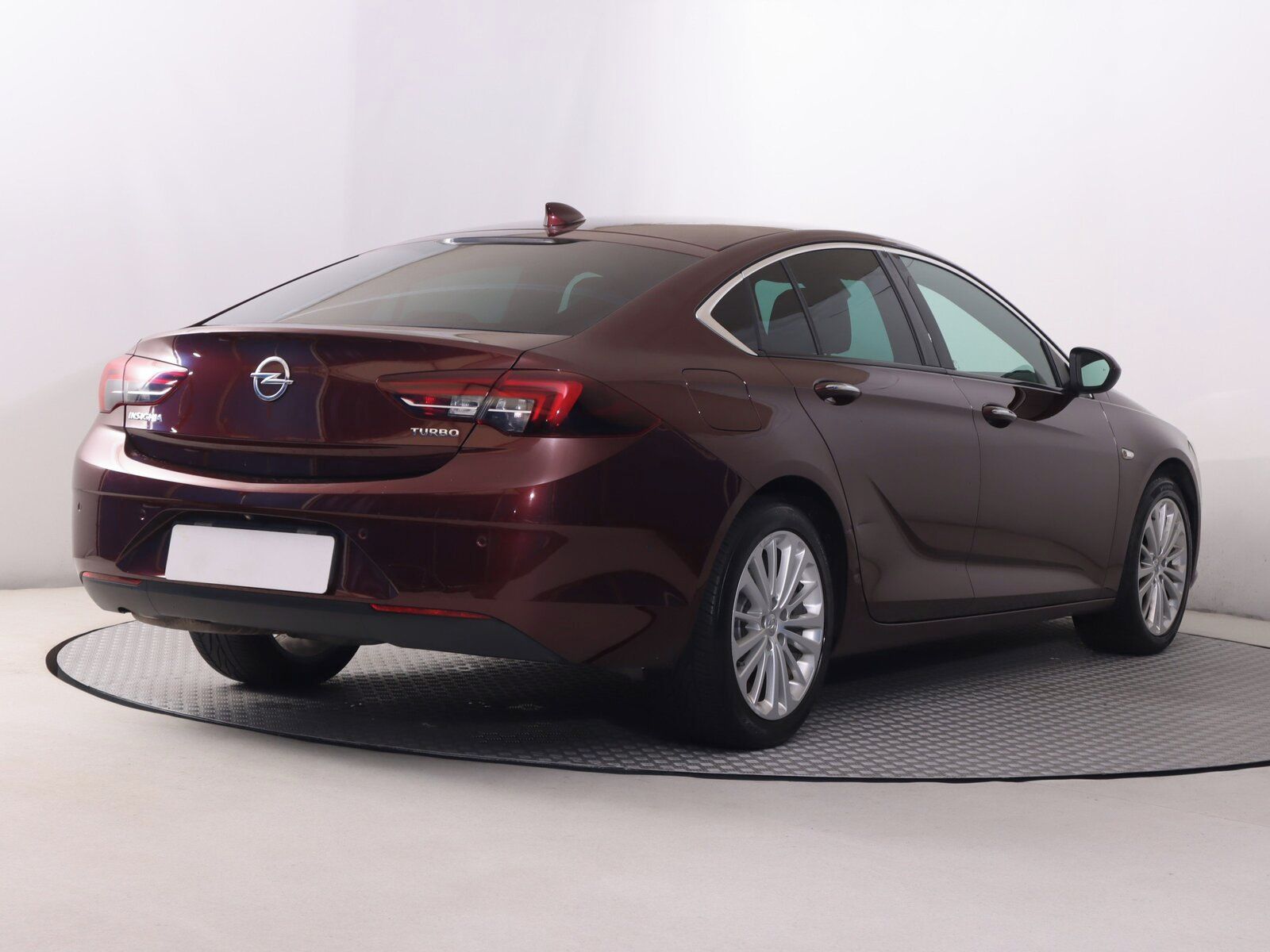 Opel Insignia, 1.5 Turbo, Automat - fotka 5