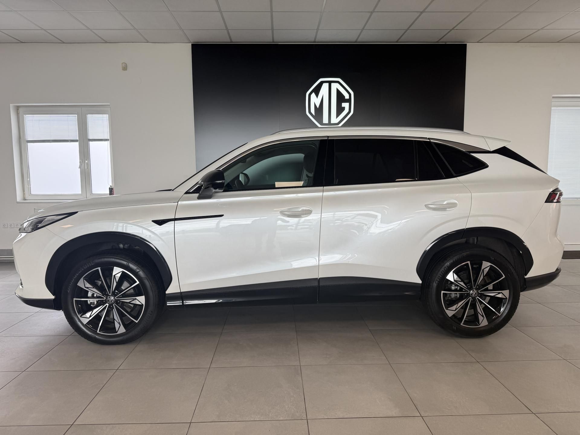 MG HS, HEV 1.5 165kW Emotion - fotka 2