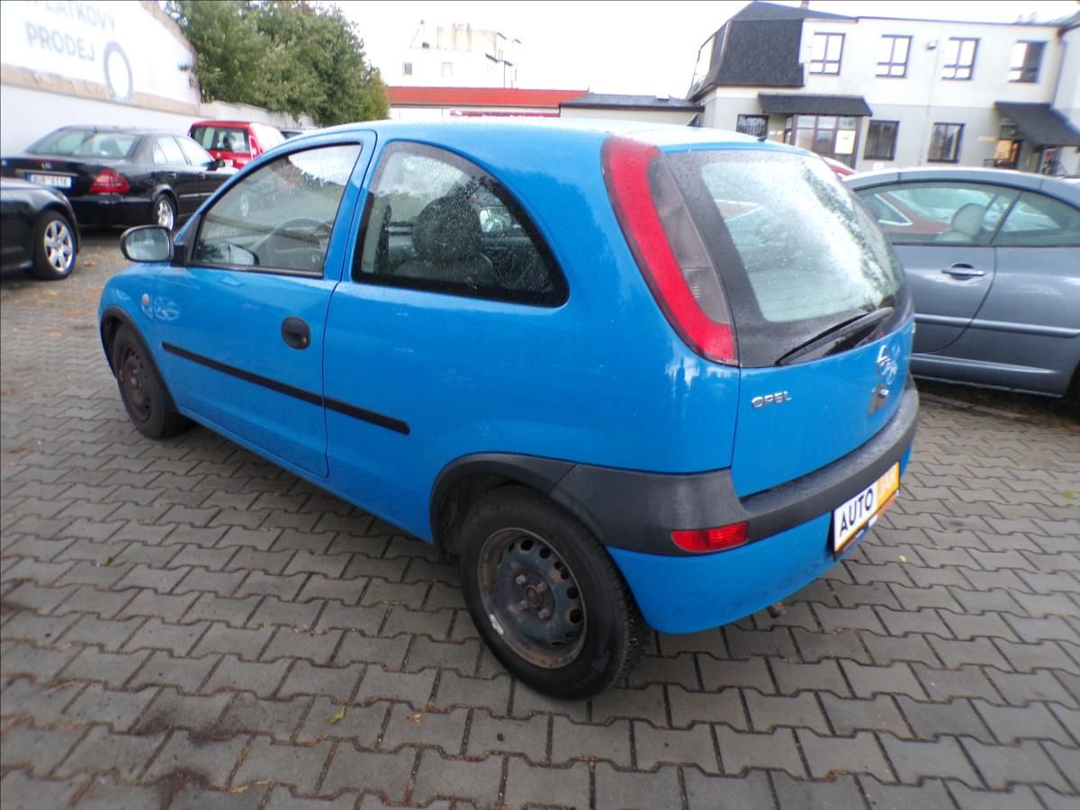 Opel Corsa, 1,0 i  POSILOVAČ ŘÍZENÍ - fotka 4