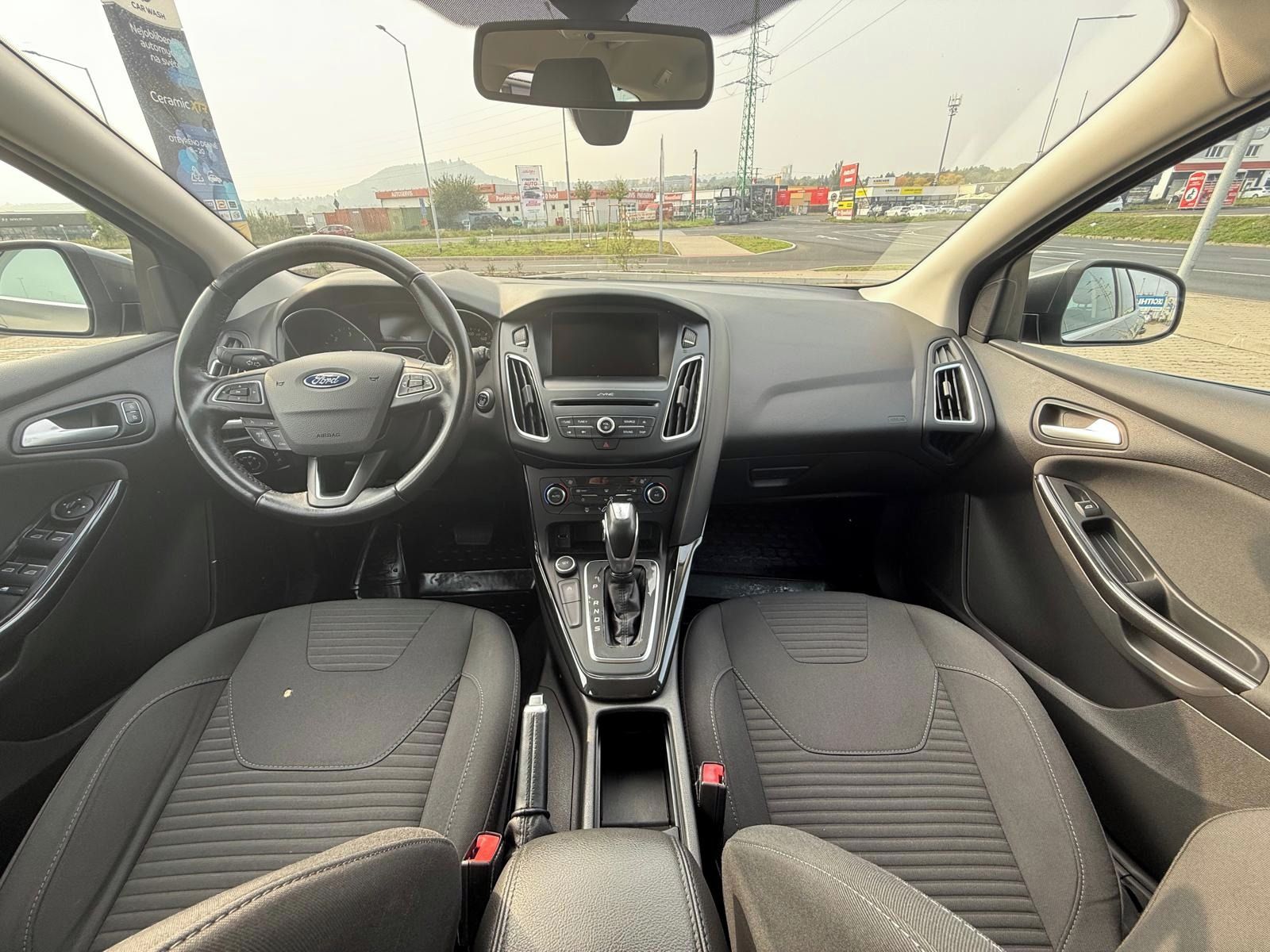 Ford Focus - fotka 6