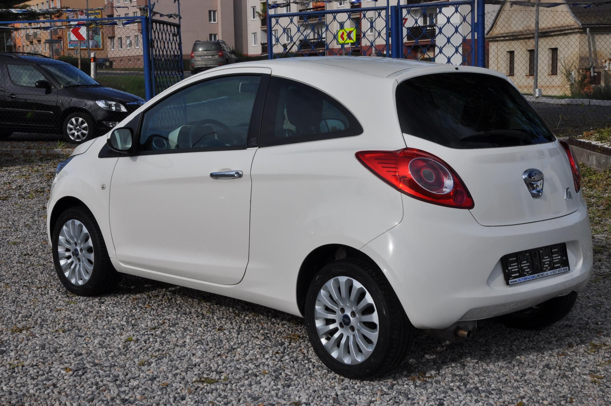Ford Ka, 1.2i 51kW - fotka 4