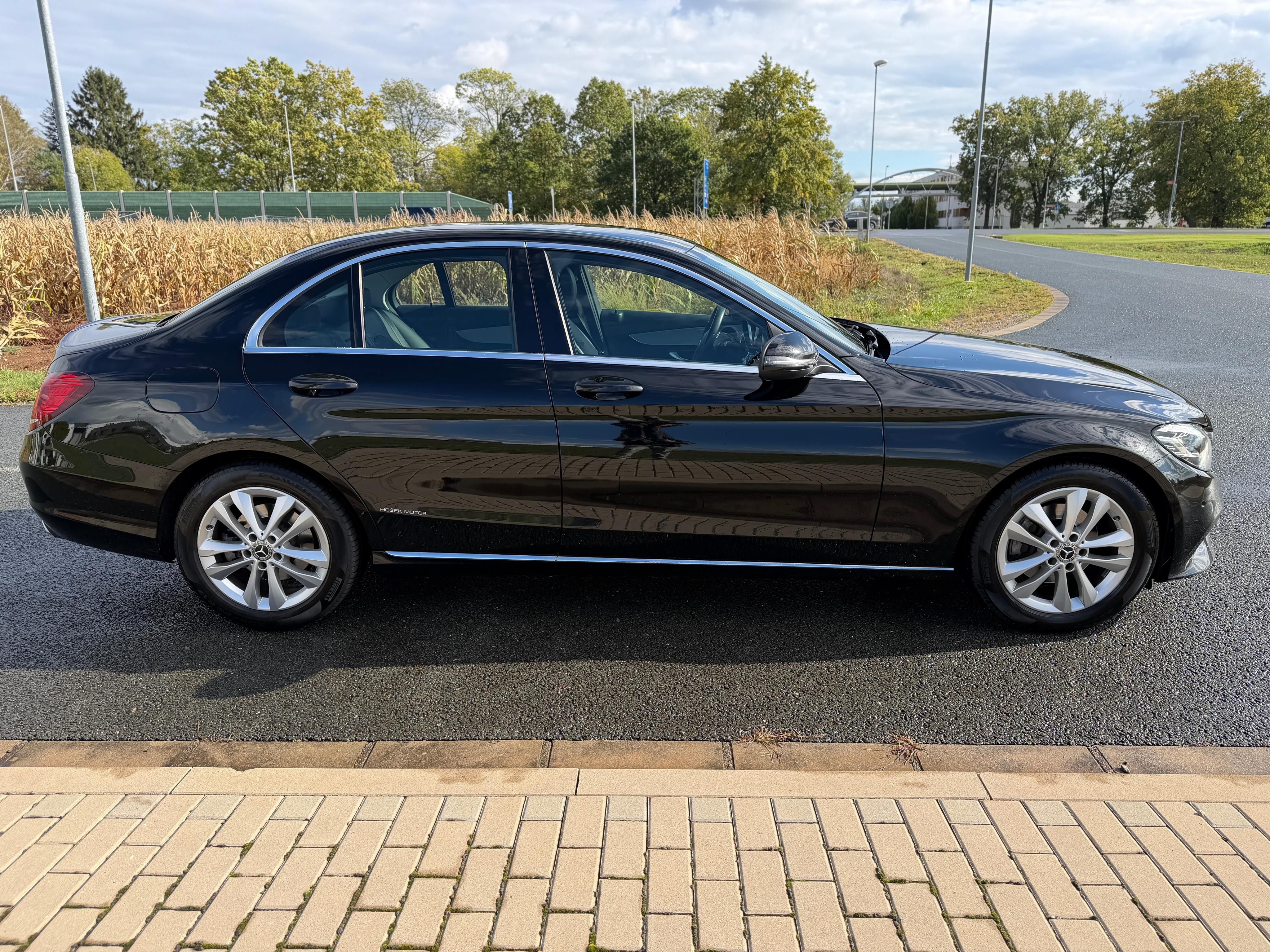 Mercedes-Benz Třídy C, 200d AVANTGARDE 9G LED ČR DPH! - fotka 6