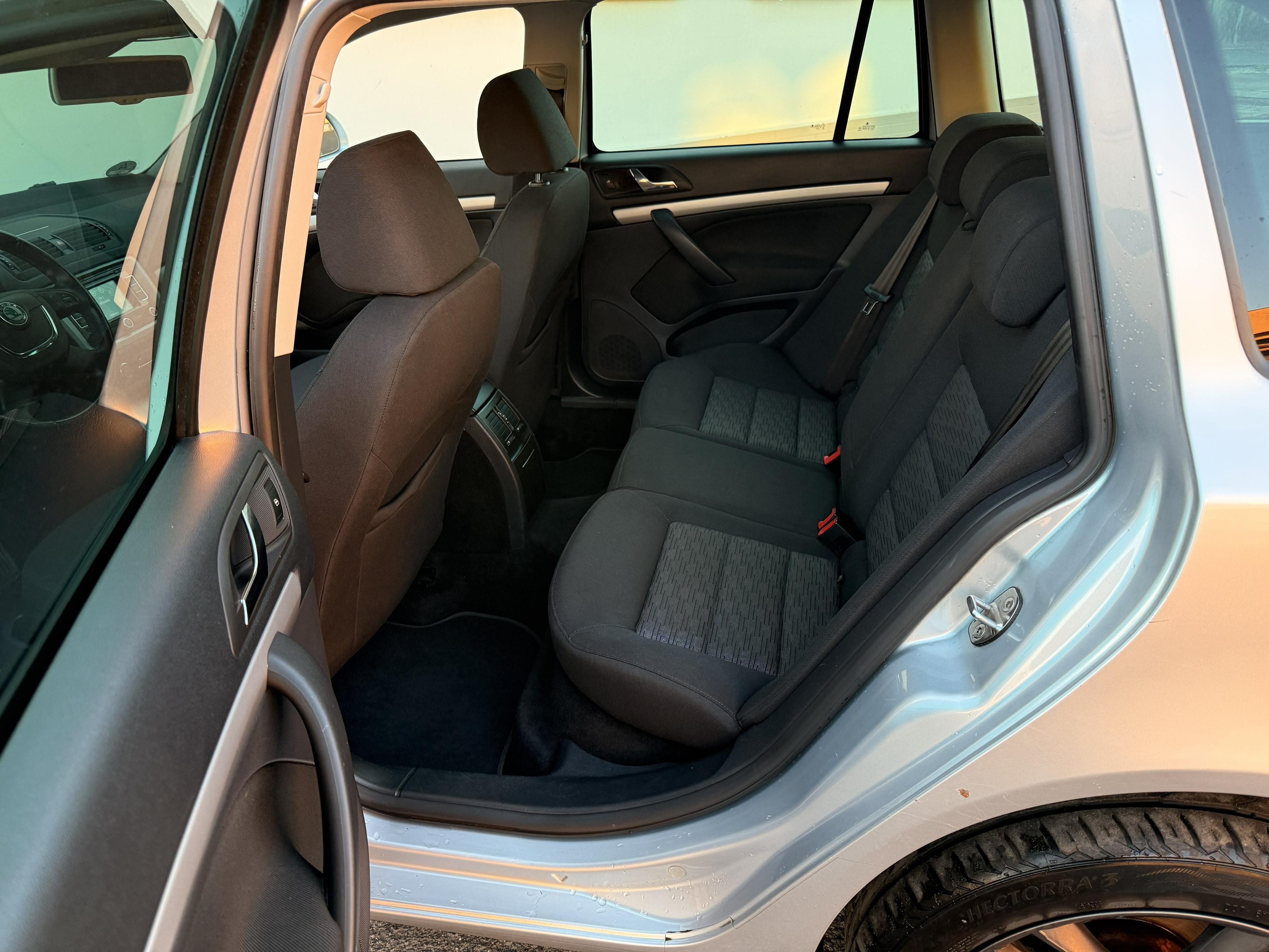 Škoda Octavia, 1.6TDi 4x4 - fotka 5