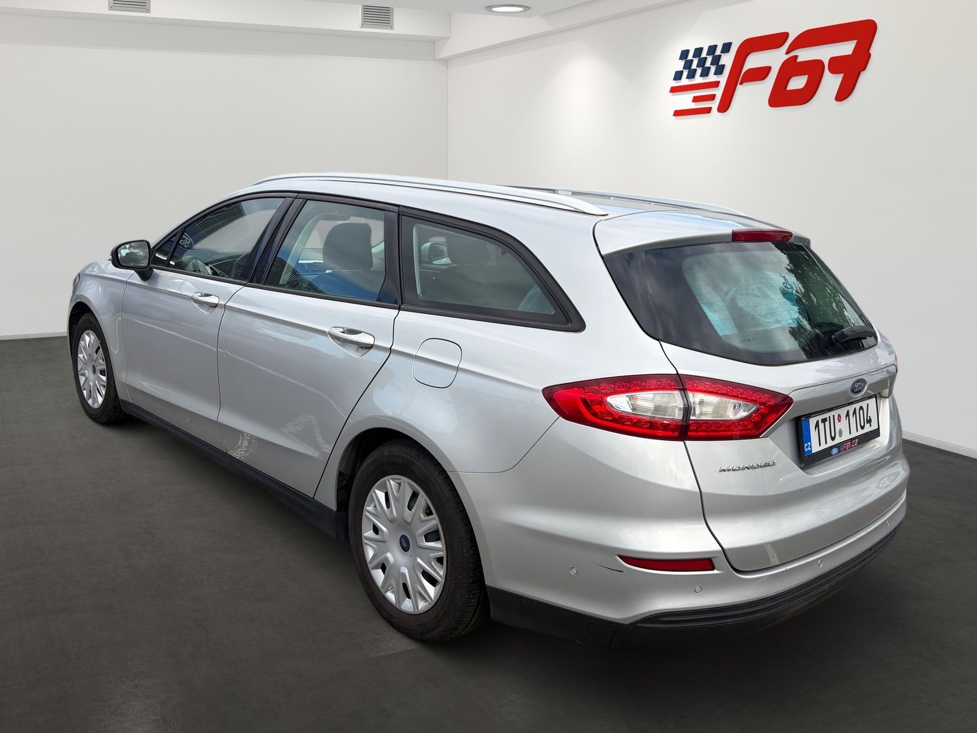 Ford Mondeo - fotka 4