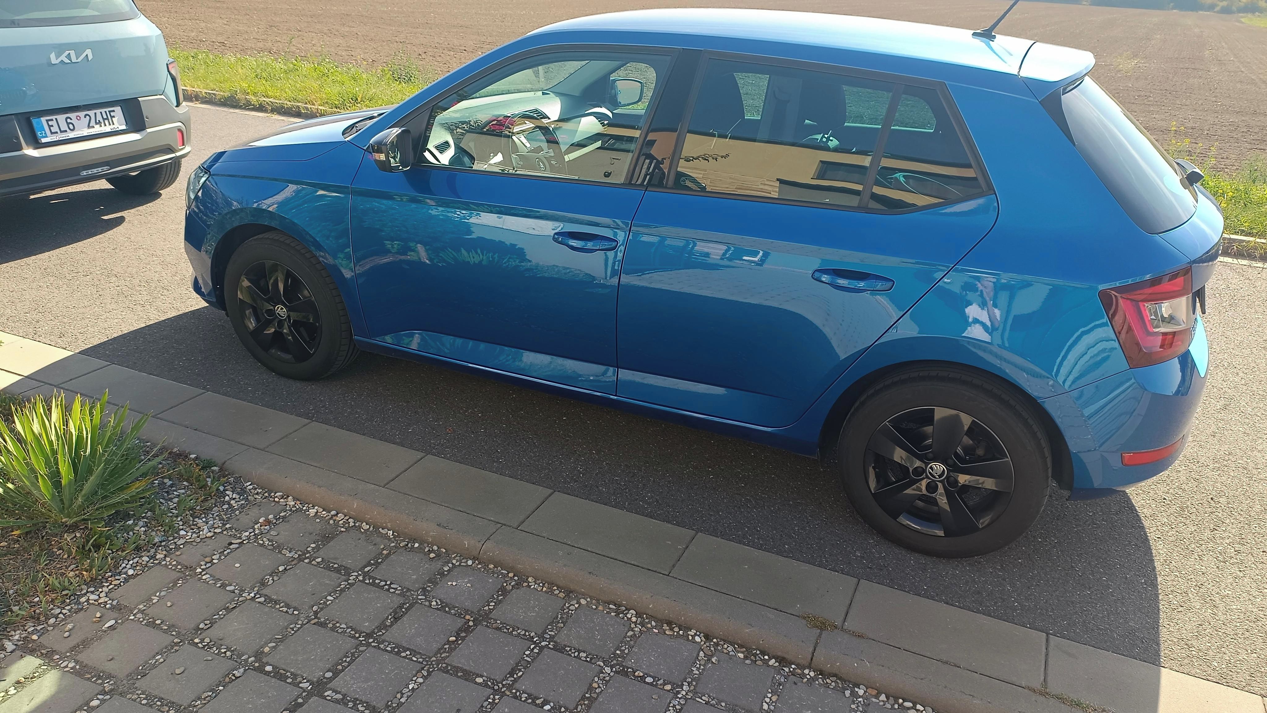 Škoda Fabia, 1.0 TSI DSG Style, servisovano - fotka 2