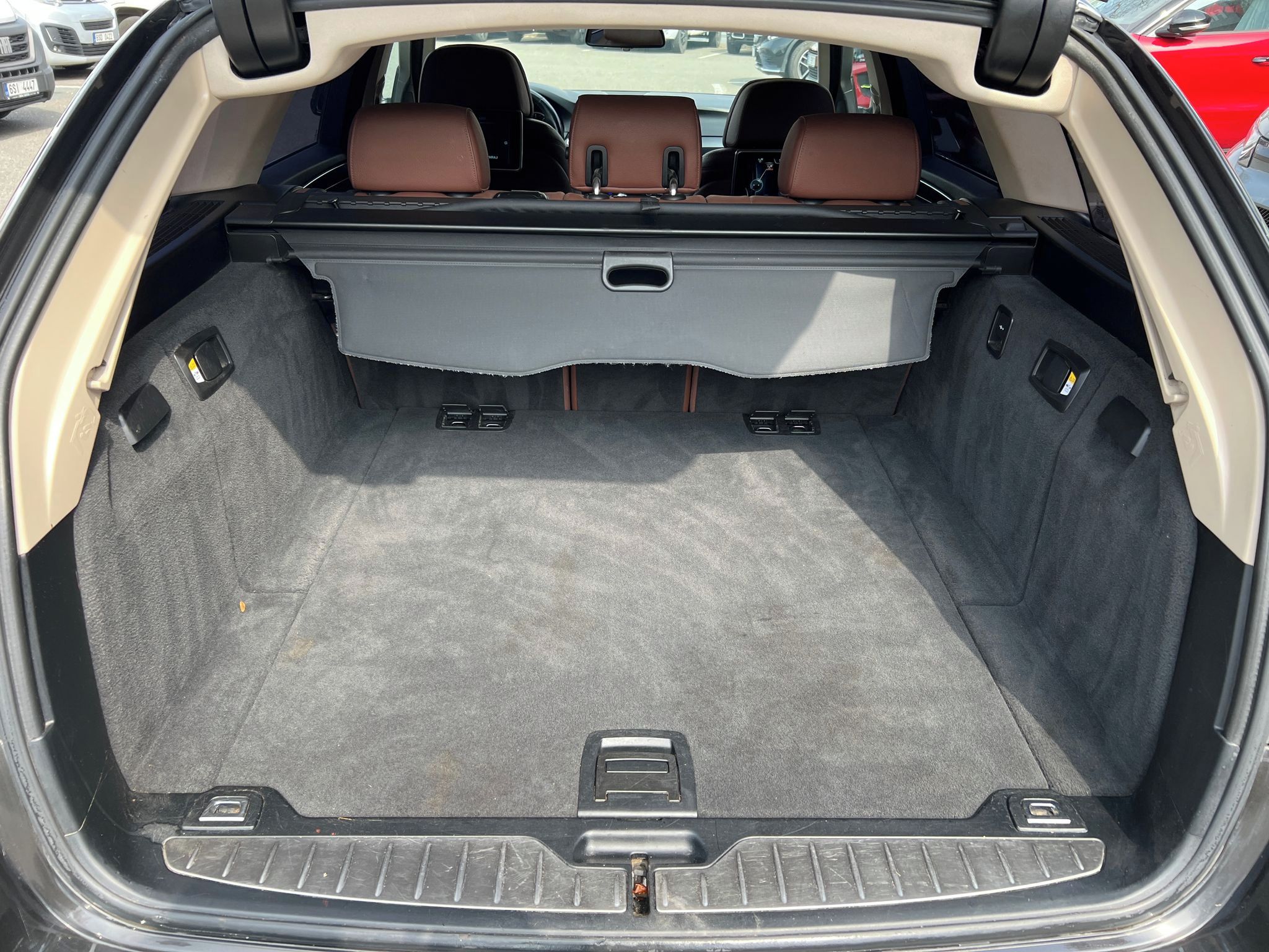 BMW Řada 5, 3.0 D 530d xDRIVE 4x4 AUTOMAT - fotka 5