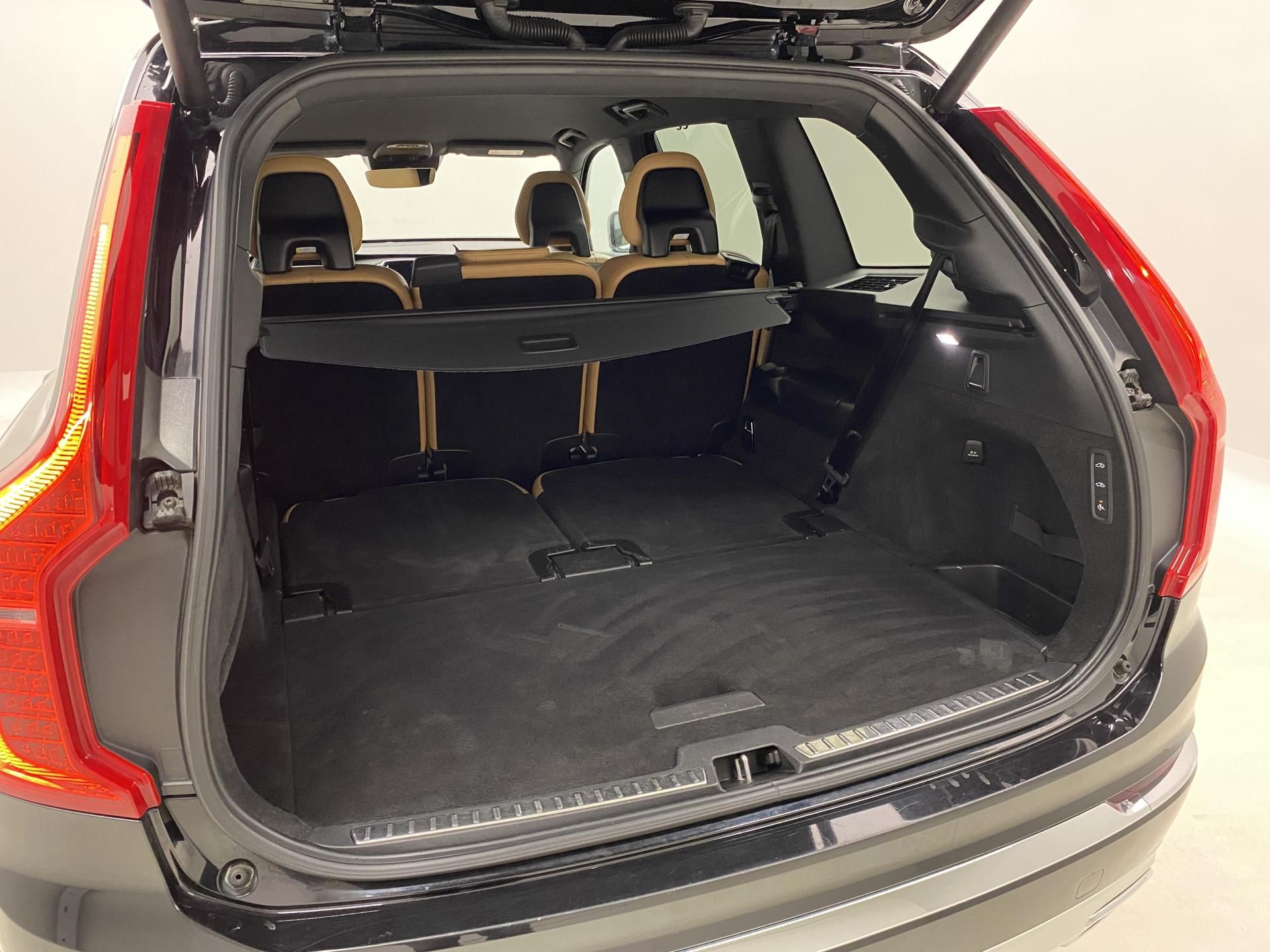 Volvo XC90, B6 AWD INSCRIPTION AUT CZ 7m - fotka 6