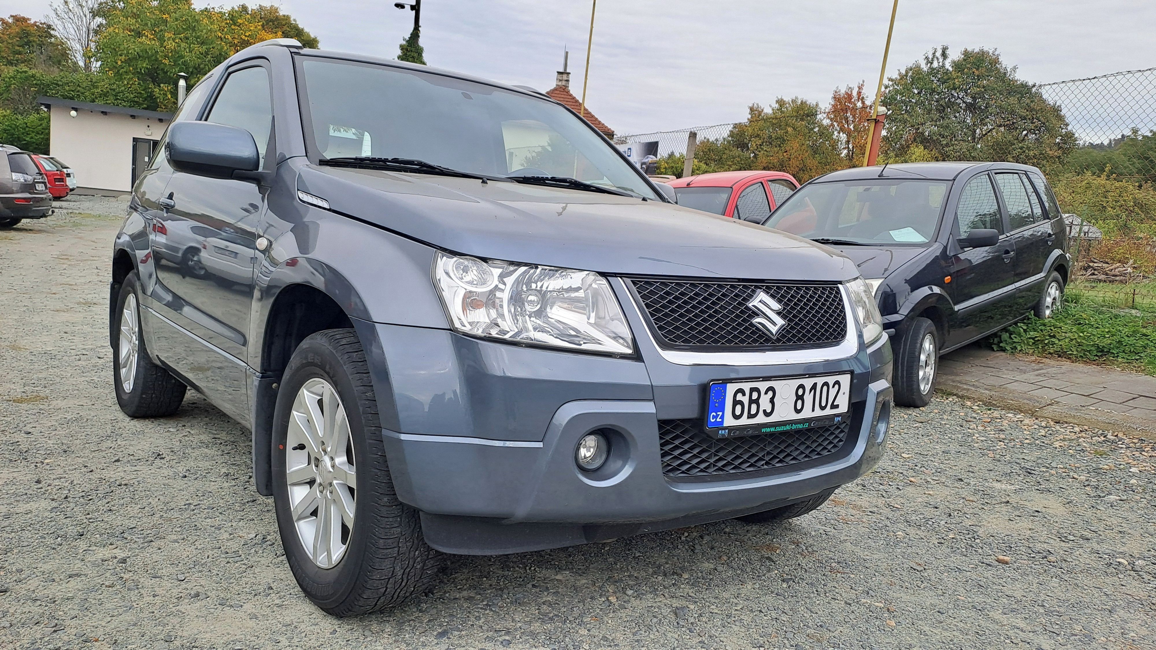 Suzuki Grand Vitara, 1,6 16V, 4X4 ČR,106294KM!!! - fotka 6
