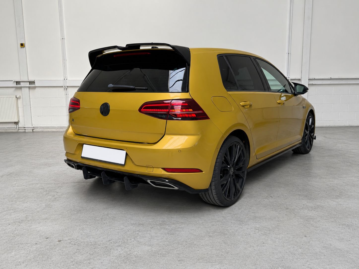 Volkswagen Golf, R-Line 1.5 110kw DSG PANO - fotka 5