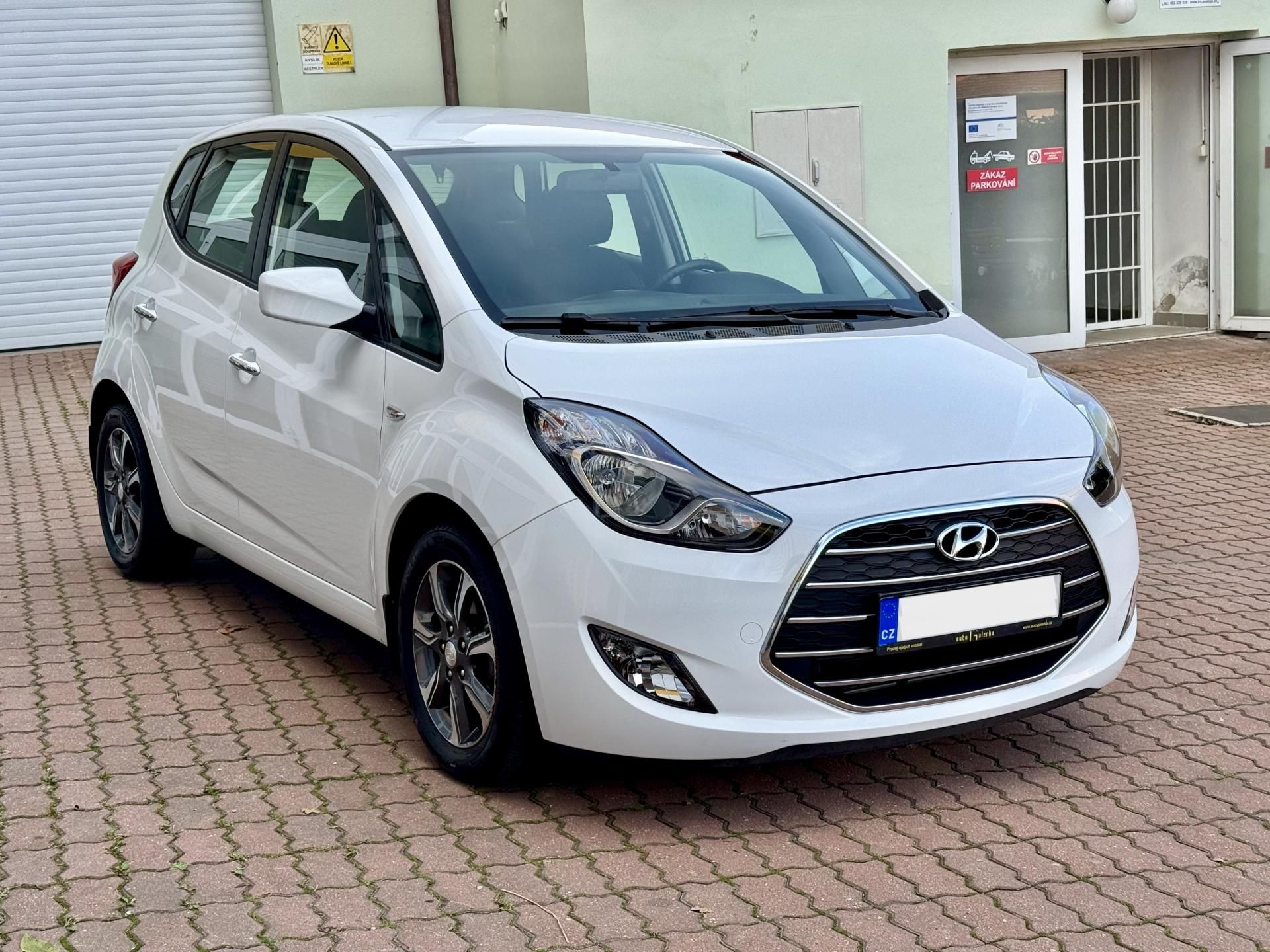 Hyundai ix20, 1.6i ČR 1.majitel - fotka 4