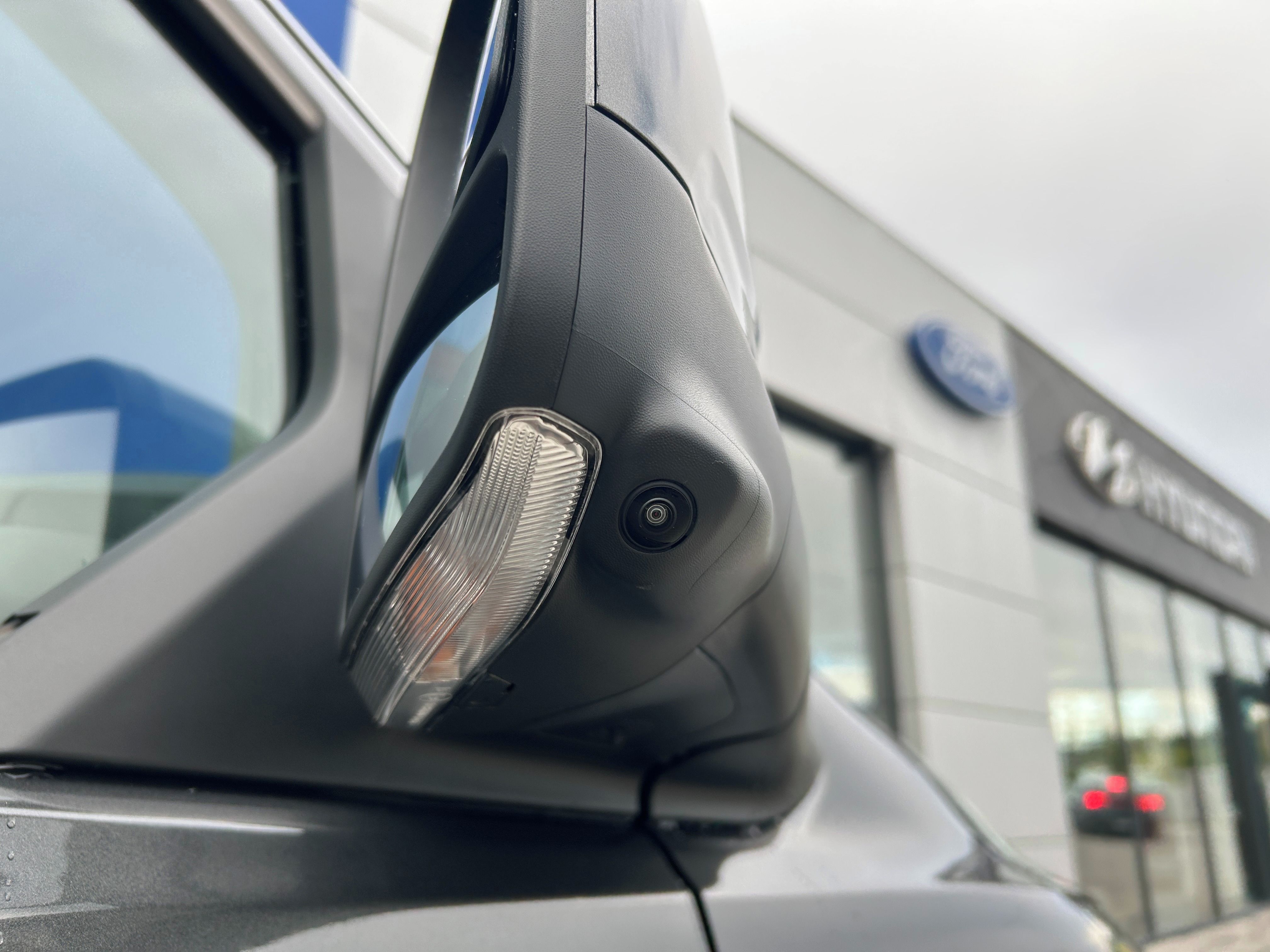 Ford Tourneo Custom, Titanium  L1 2.5 PHEV 171kW - fotka 5