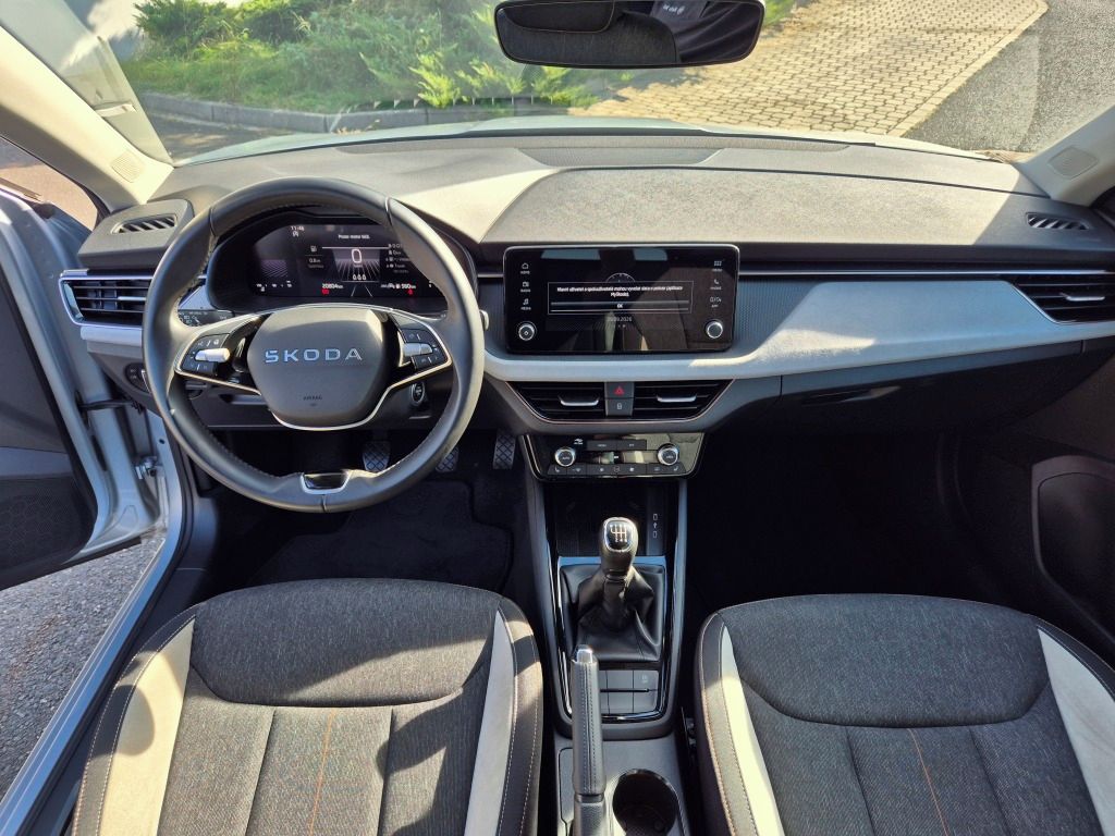 Škoda Scala, Top Selection 1.0 TSi 85 kW - fotka 6