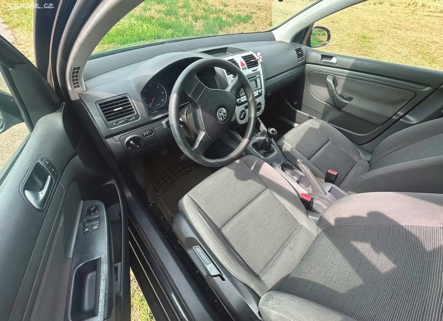 Volkswagen Golf, 156tis.Climatronic,1.9TDI,77kW - fotka 6