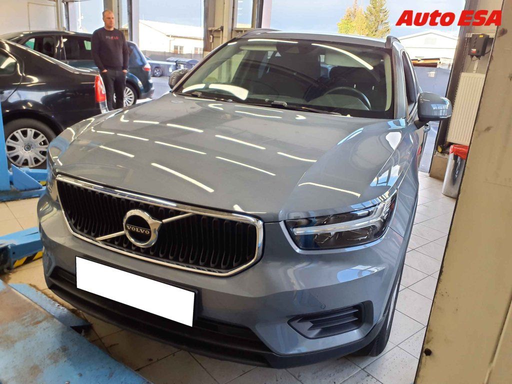 Volvo XC40, 1.5 i T2,2.maj,ČR