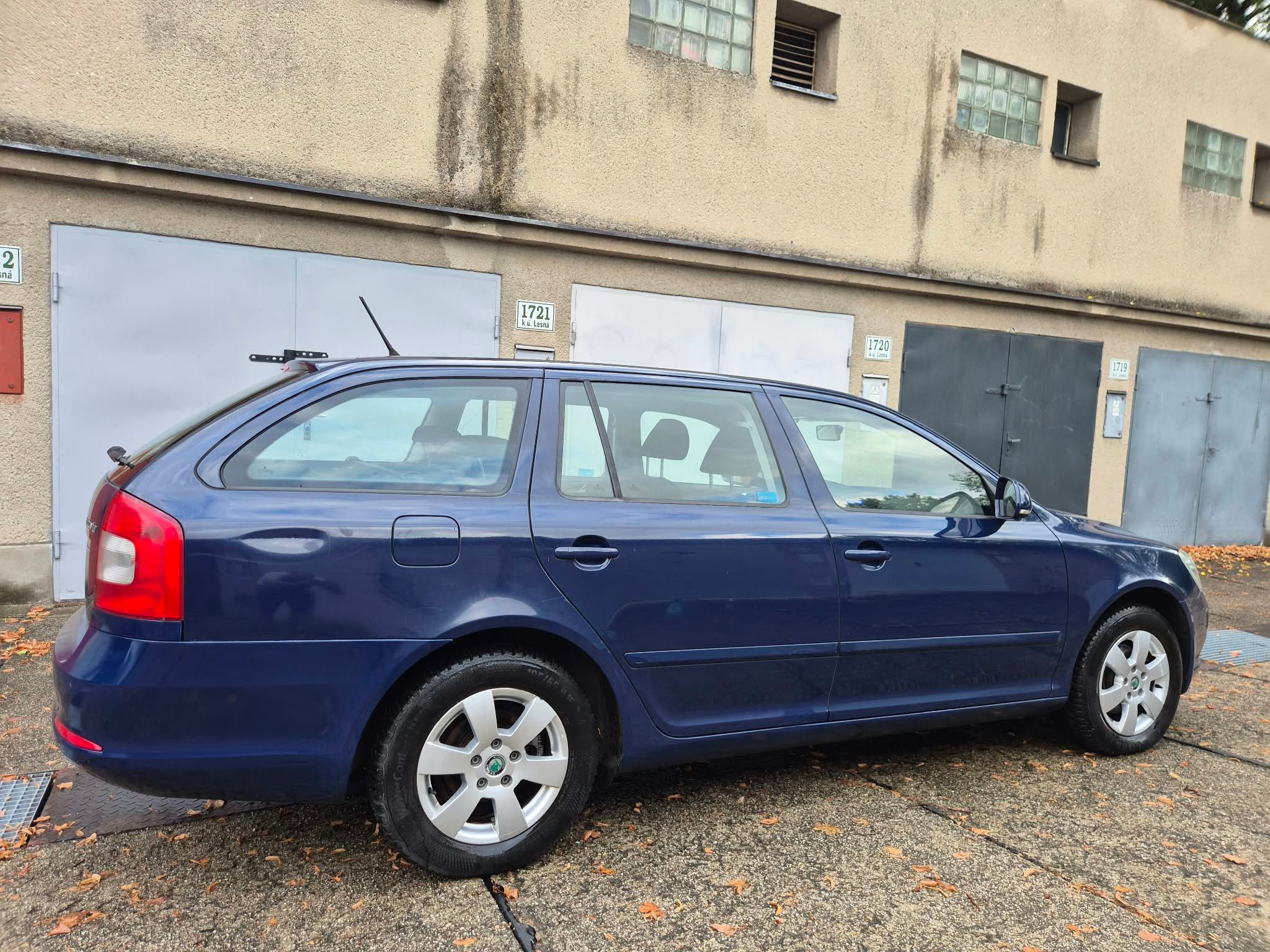 Škoda Octavia, 1.6 TDi 77kw,2011,Pěkný stav,1 - fotka 4