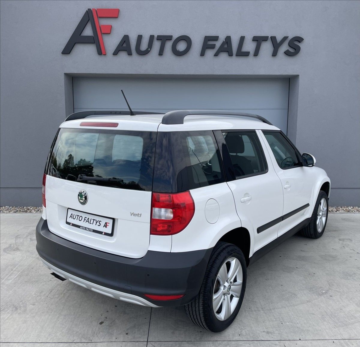 Škoda Yeti, 2,0 TDI 81KW 4X4 ČR. - fotka 3