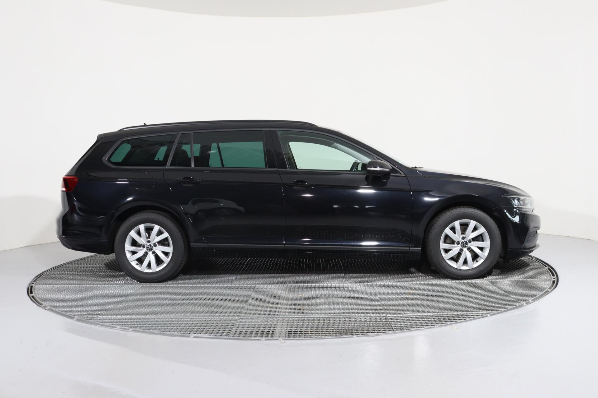 Volkswagen Passat, VARIANT 2,0 TDI BASIC DSG 90 K - fotka 3
