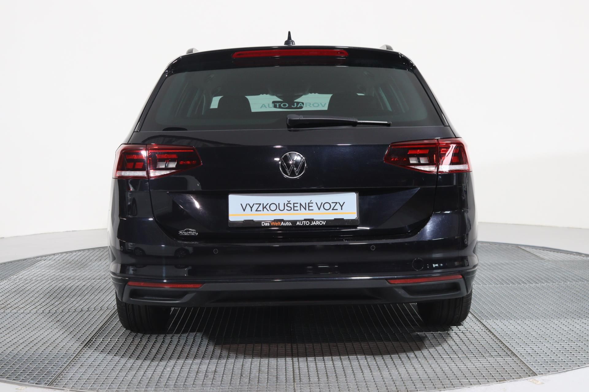 Volkswagen Passat, VARIANT 2,0 TDI BASIC DSG 90 K - fotka 6