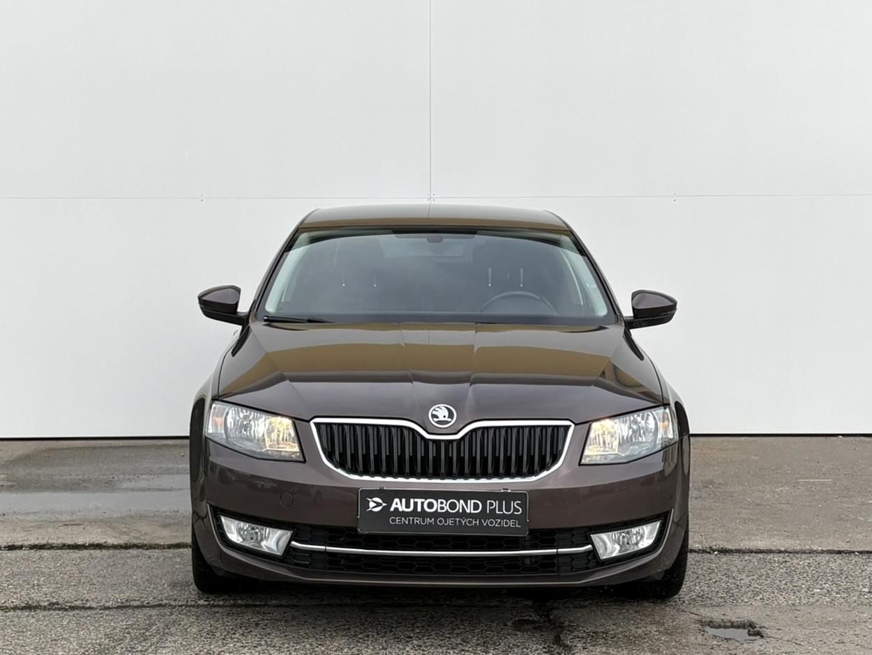 Škoda Octavia, 1.4 TSI DSG / 103 kW Elegance - fotka 4