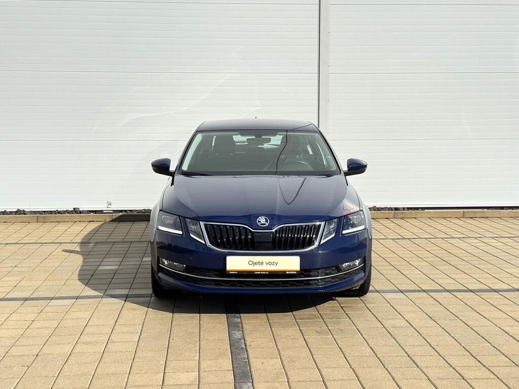 Škoda Octavia, Style 1.4 TSI 81 kW - fotka 2