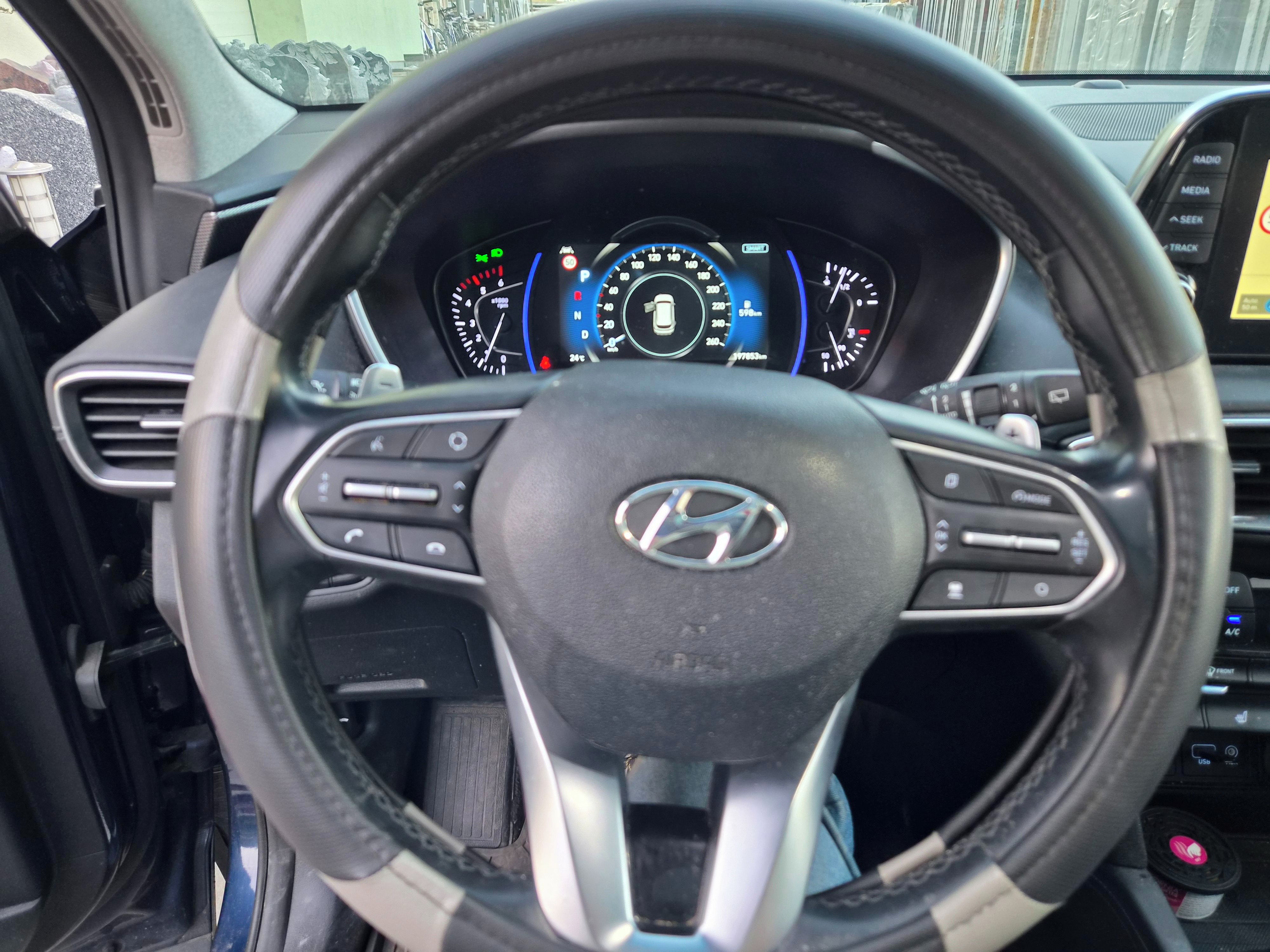 Hyundai Santa Fe, PREMIUM 2.2 CRDi 145kW - fotka 5
