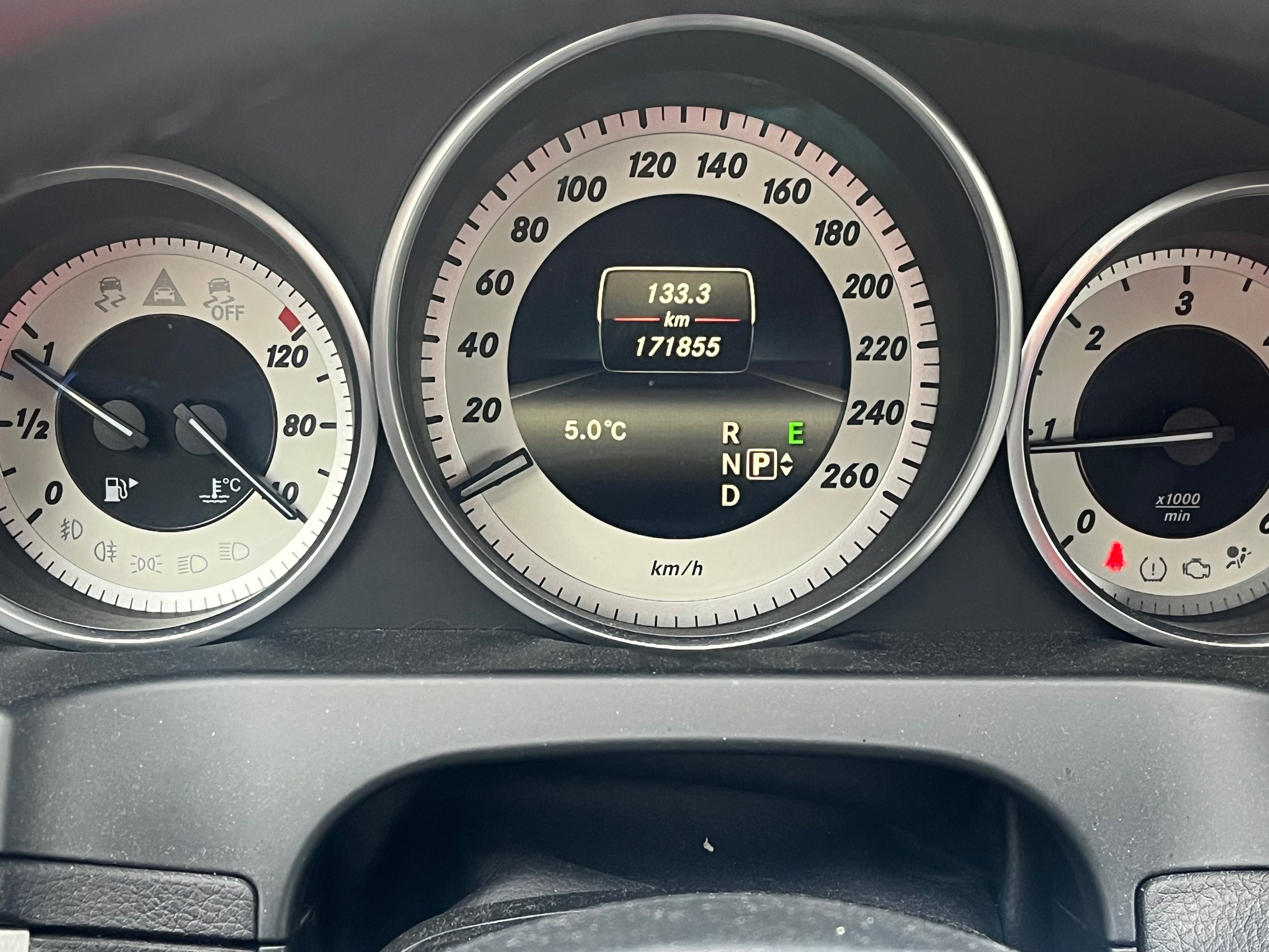 Mercedes-Benz Třídy E - fotka 6