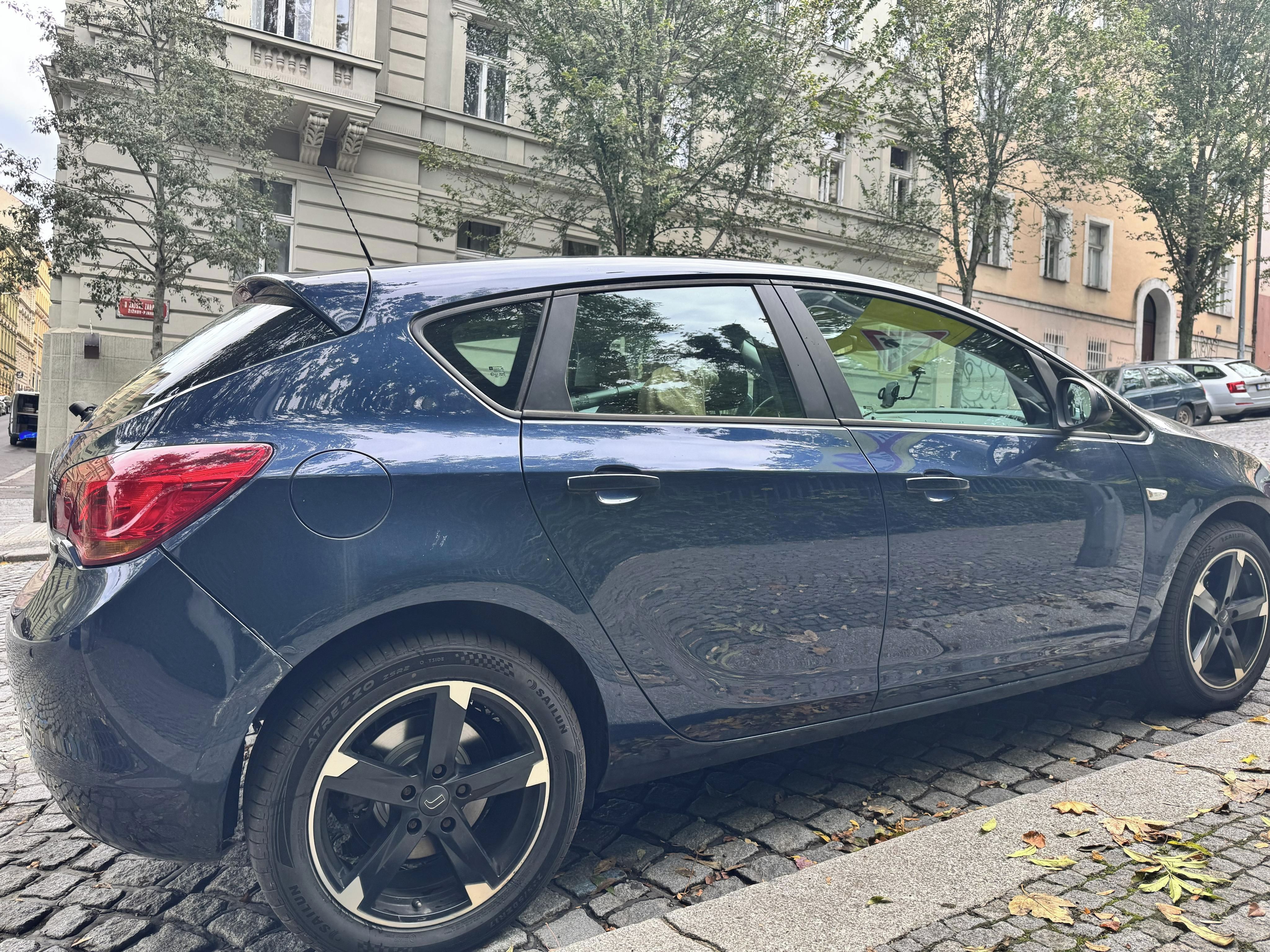Opel Astra, 2.0 CDTi 121 kW - po servisu - fotka 5