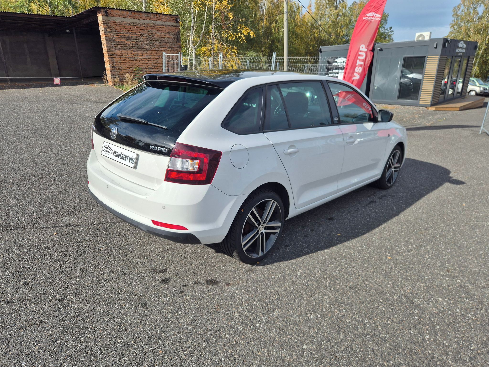 Škoda Rapid, 1.6TDi 77kw, elegance - fotka 5