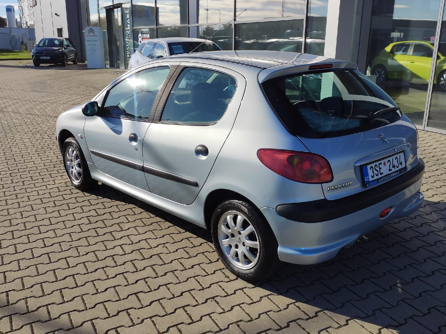 Peugeot 206, 1.4i 75k MAN5 - fotka 3