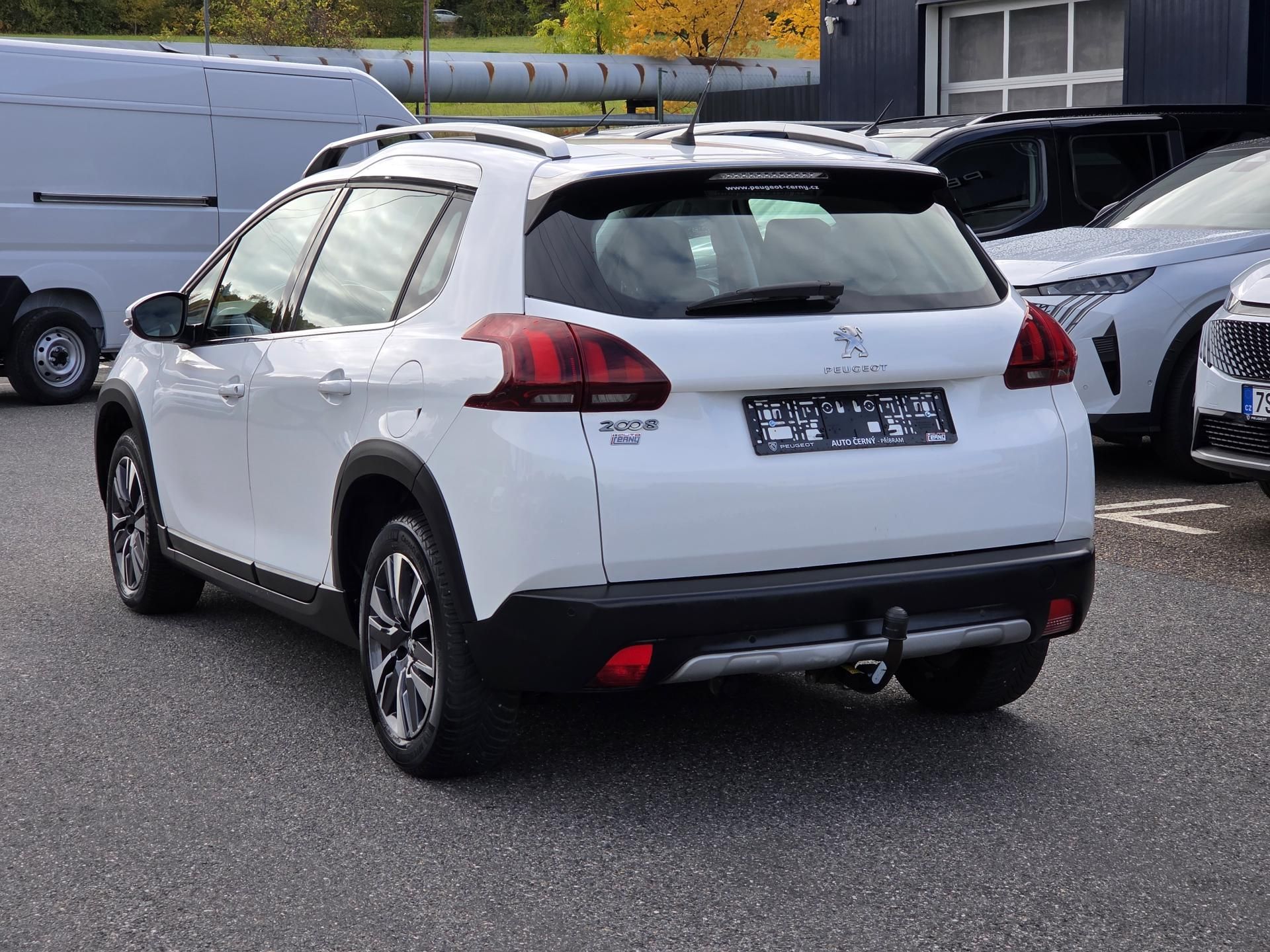 Peugeot 2008, 1.2 PT 110 ALLURE MAN5 - fotka 3