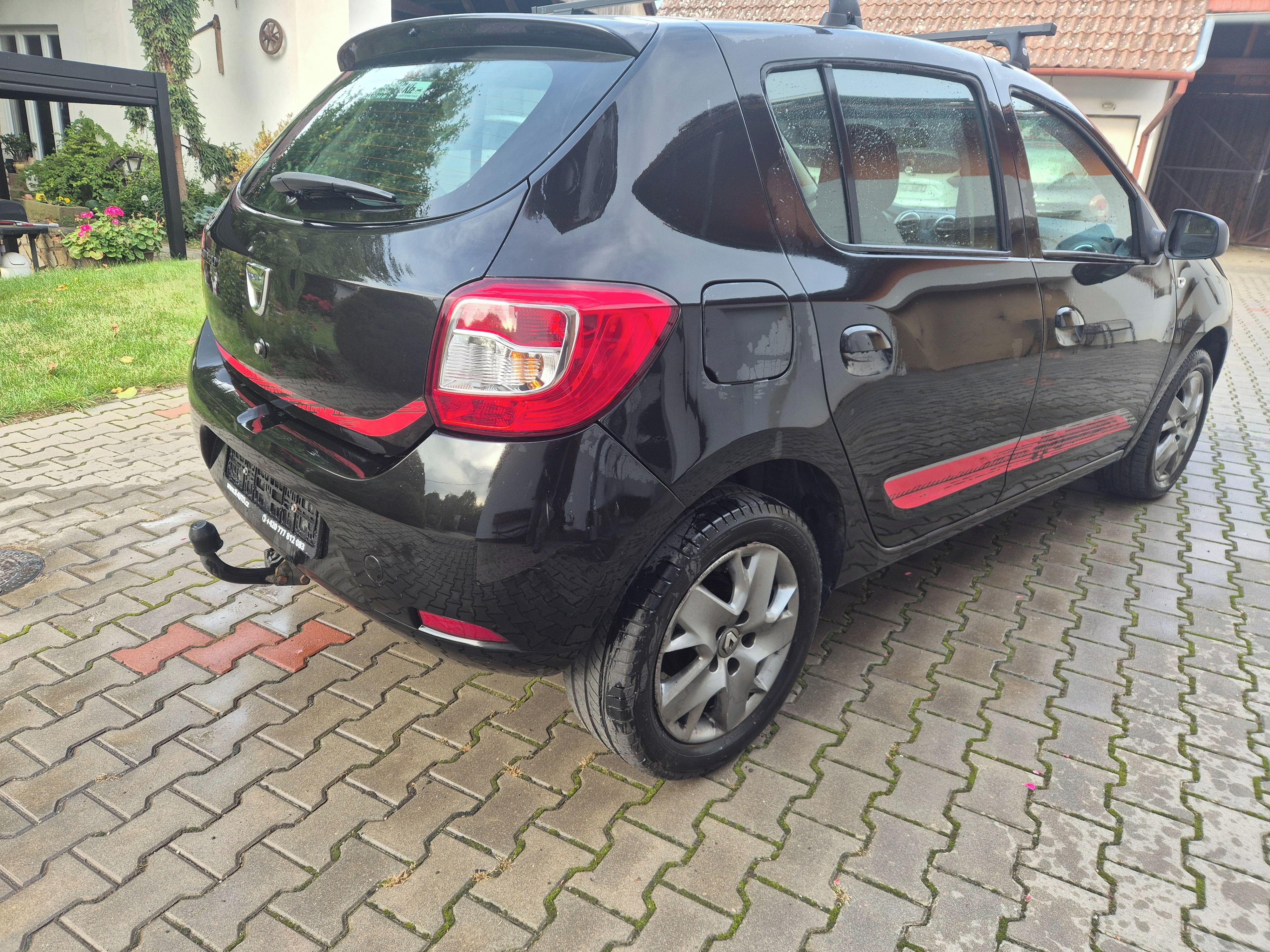 Dacia Sandero, 1,2 16V Supreme - fotka 5