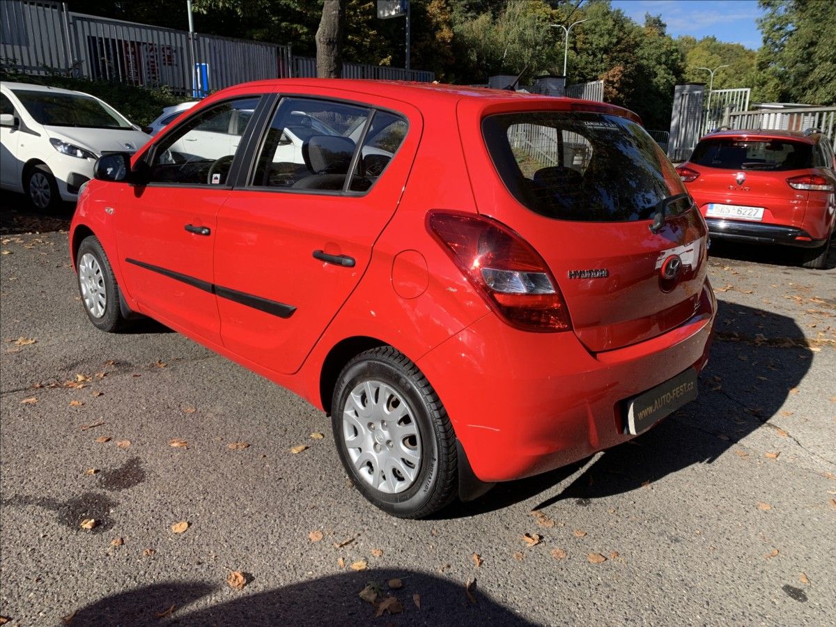 Hyundai i20, 1,3 i - fotka 6