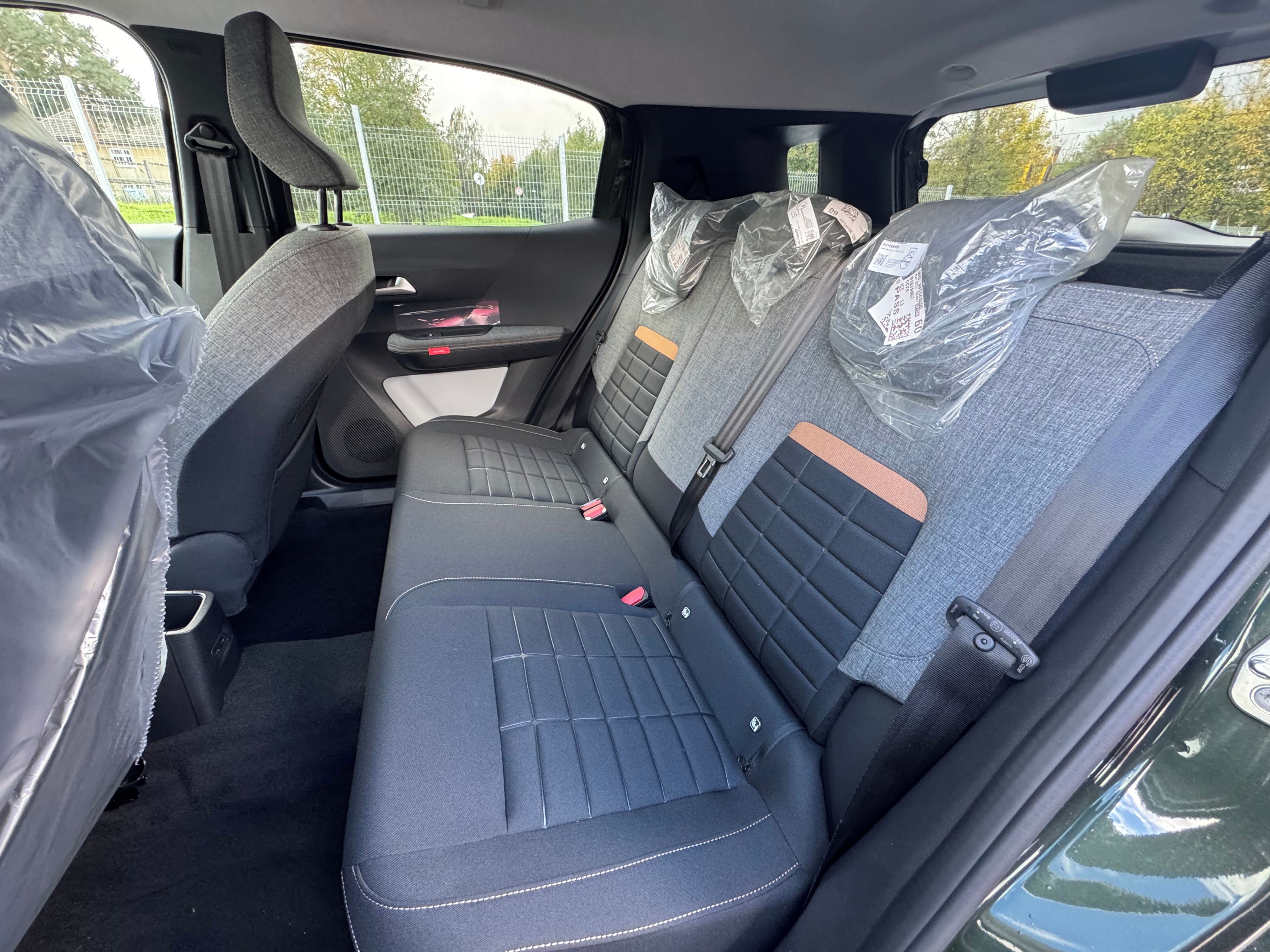 Citroën C3 Aircross, PLUS Turbo 100k Manual - fotka 6