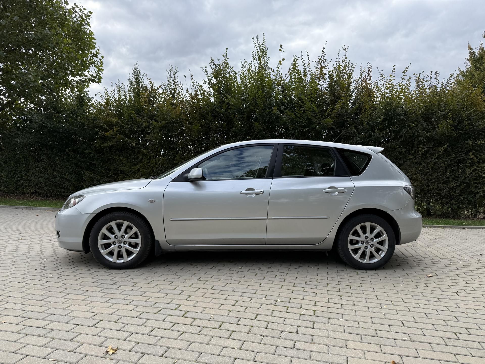 Mazda 3, 2.0 Sport Active - fotka 5