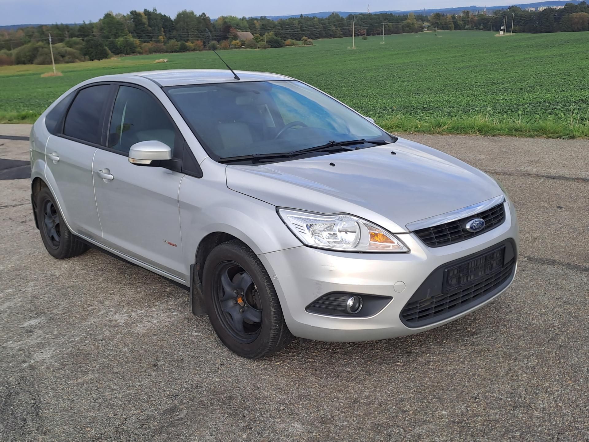 Ford Focus, 1.6 TDCi, DOLOŽENÉ KM, PĚKNÝ - fotka 3