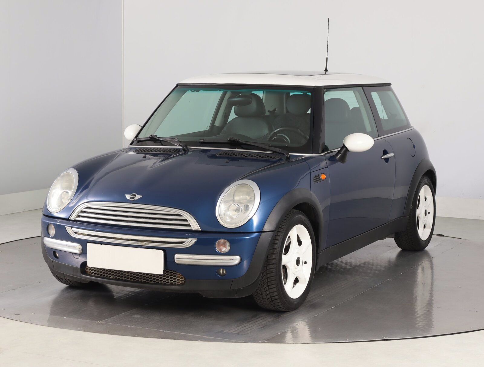 Mini Cooper, Cooper, polokůže, zamluveno - fotka 2