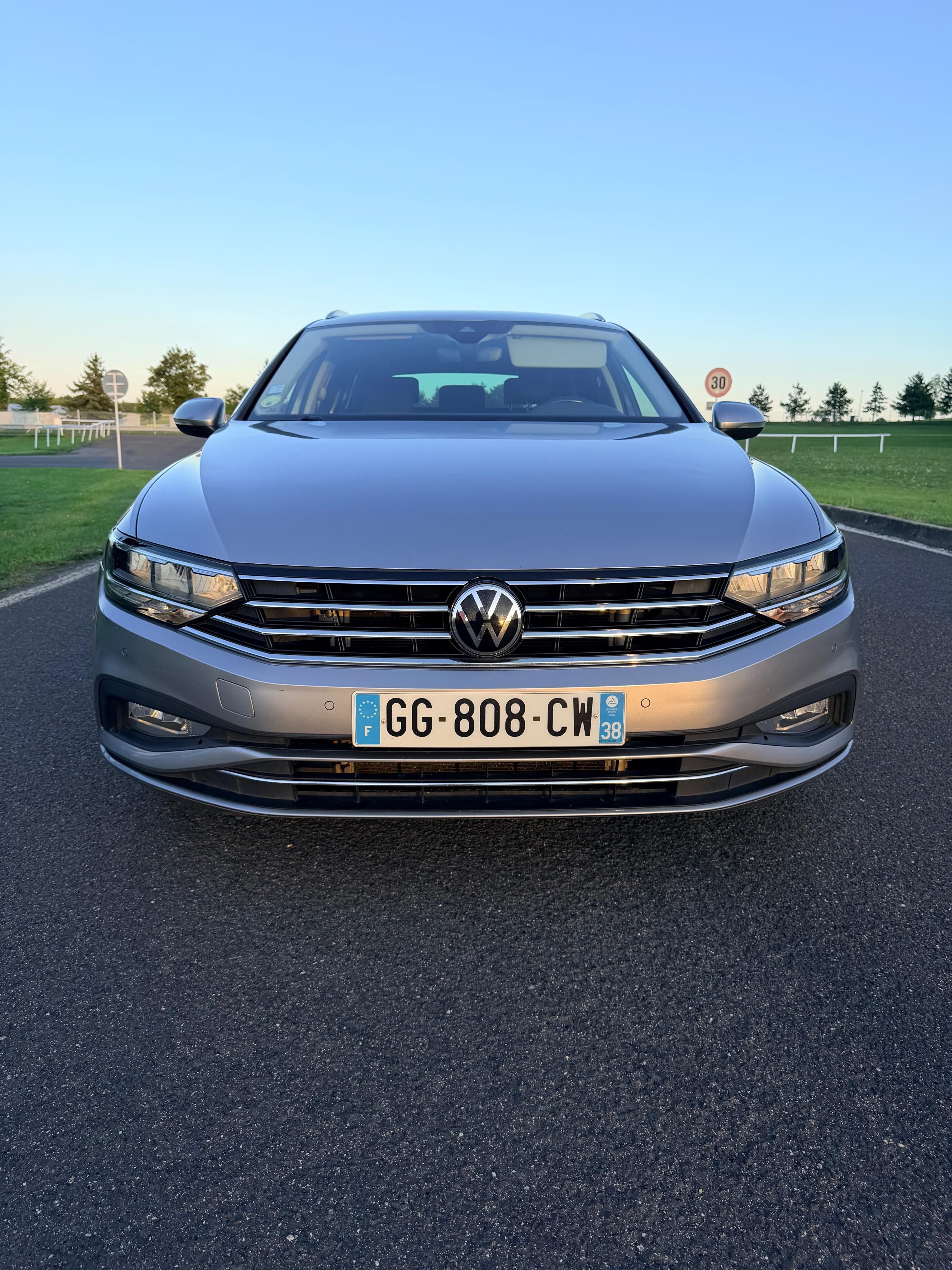 Volkswagen Passat, Volkswagen Passat Variant 2.0