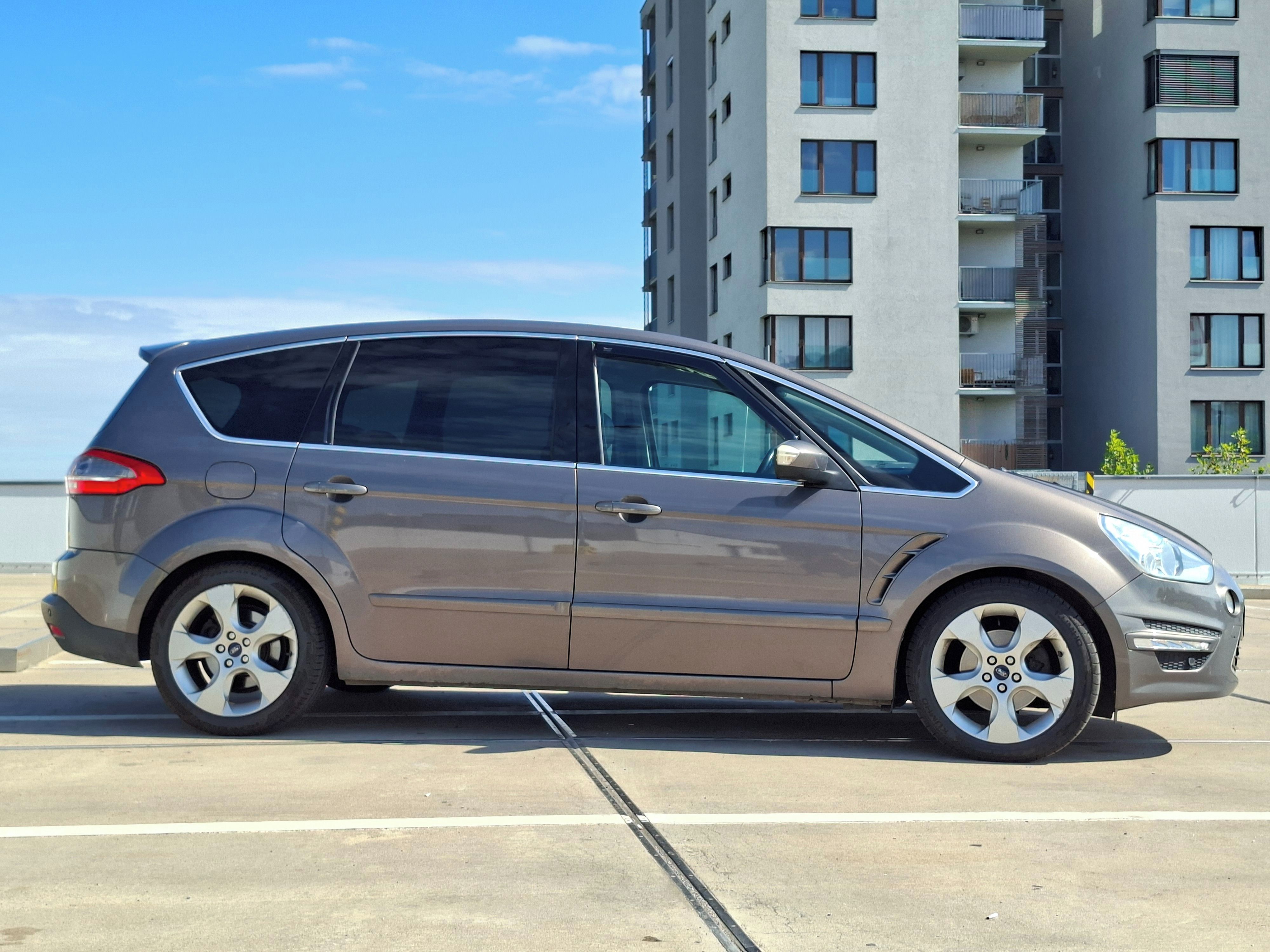 Ford S-MAX, 2.0 TDCi Titanium 120 kW - fotka 5