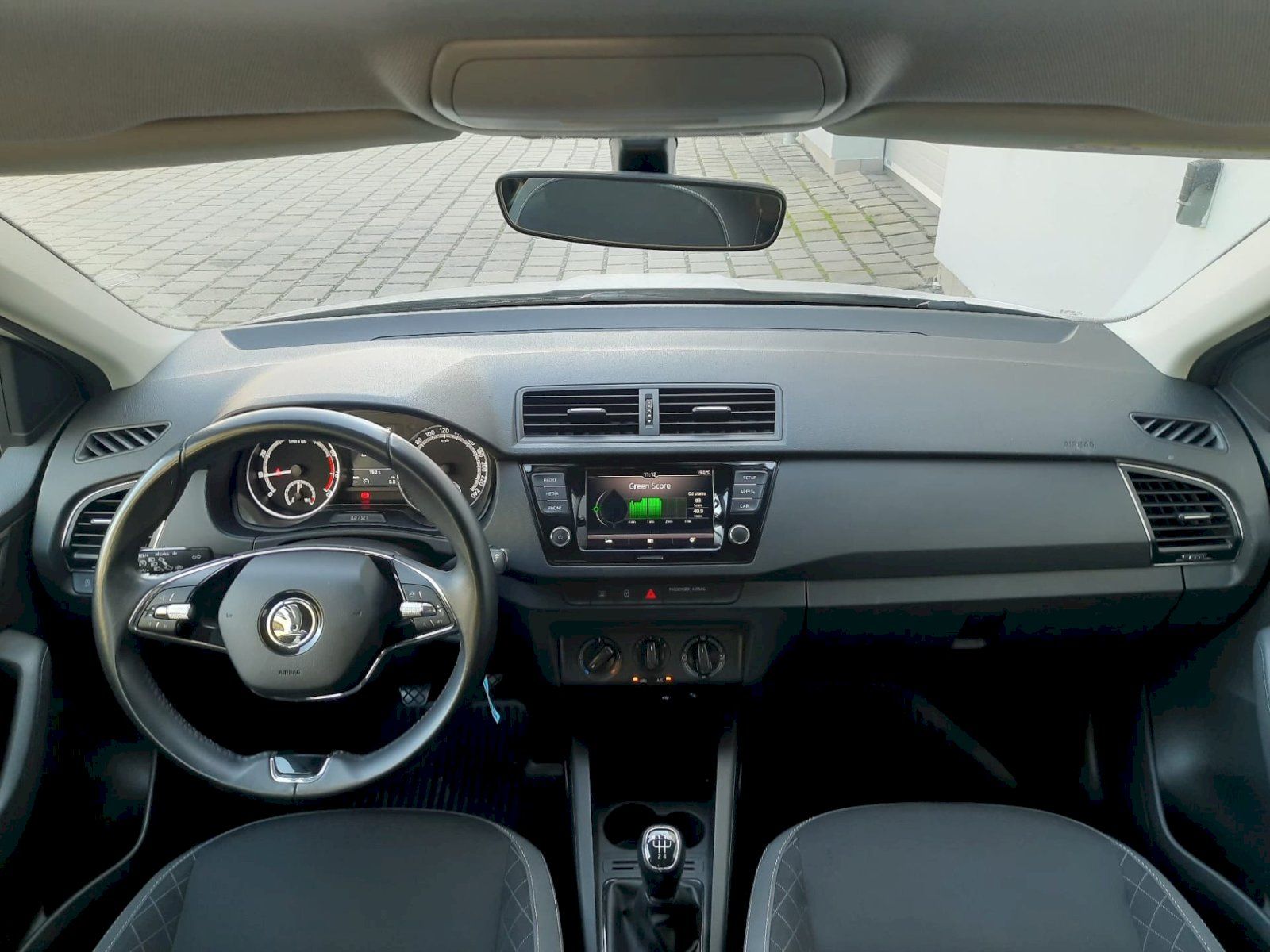 Škoda Fabia, 1,0TSI 70kW Combi Ambition Plu - fotka 5