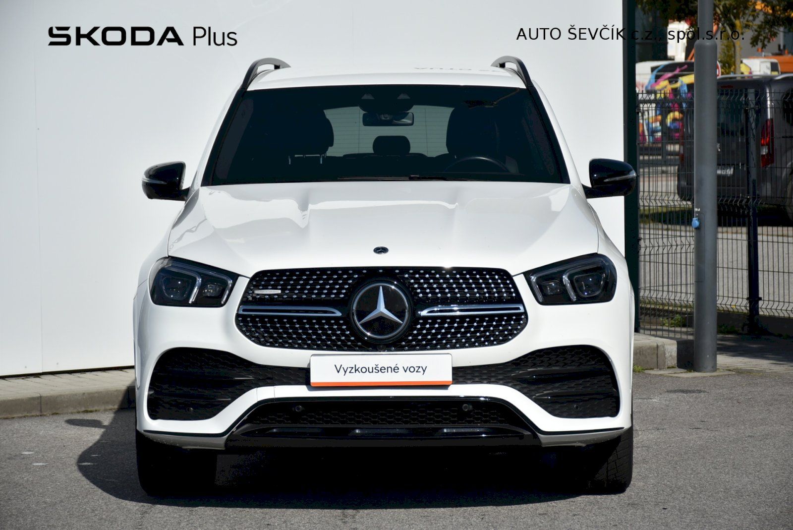 Mercedes-Benz GLE, 300d - fotka 4