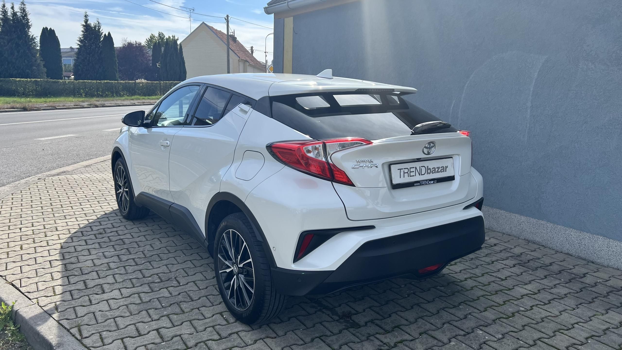 Toyota C-HR, 1.2 Turbo EXECUTIVE - fotka 4
