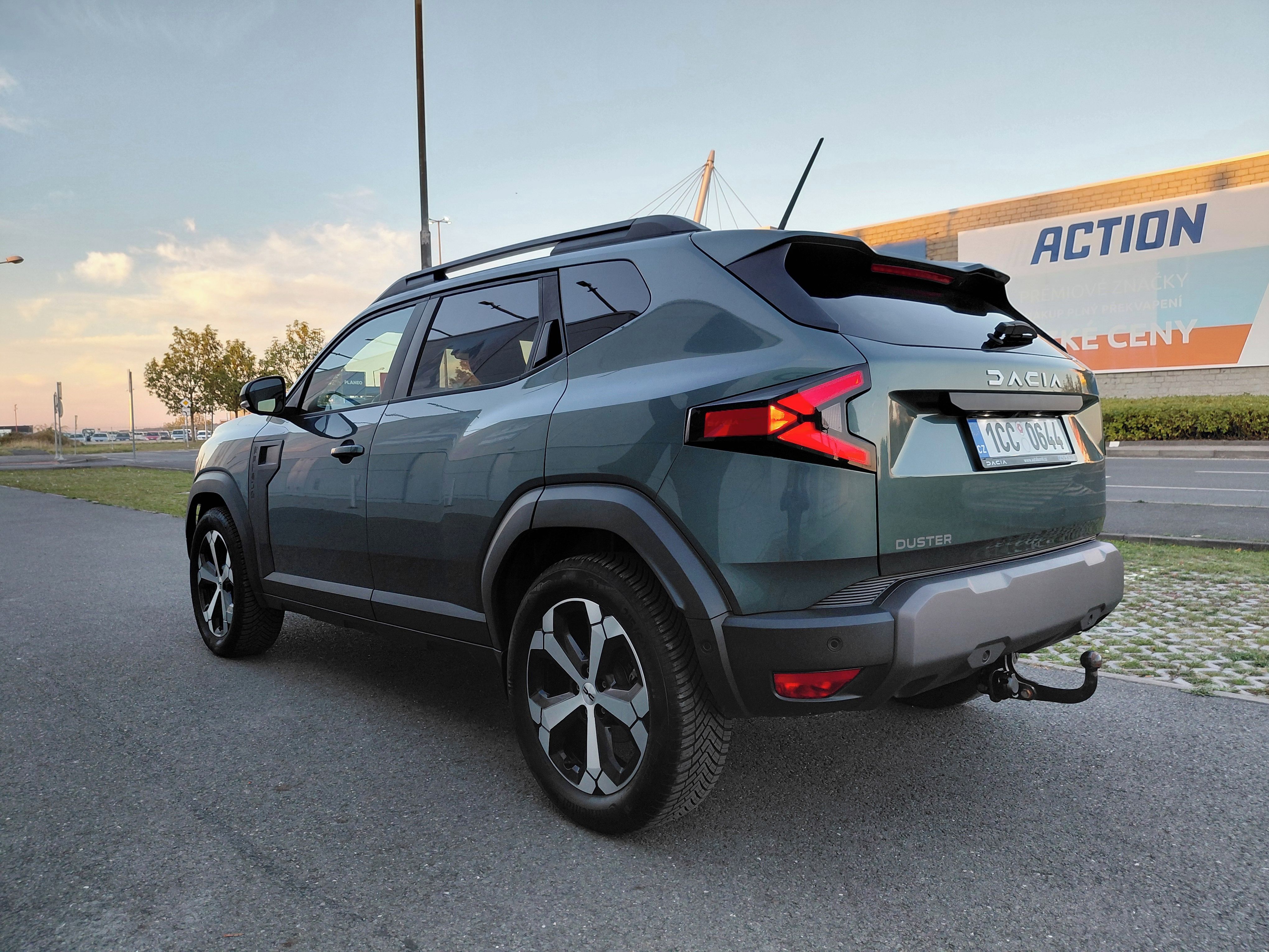 Dacia Duster, 1.0TCE LPG! STAV NOVÉHO VOZU - fotka 5
