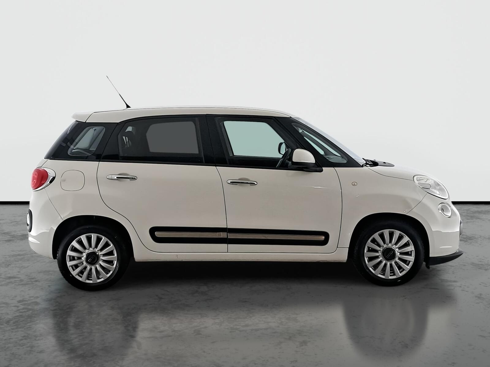 Fiat 500L, 1.3 MultiJet, Serv.kniha - fotka 6