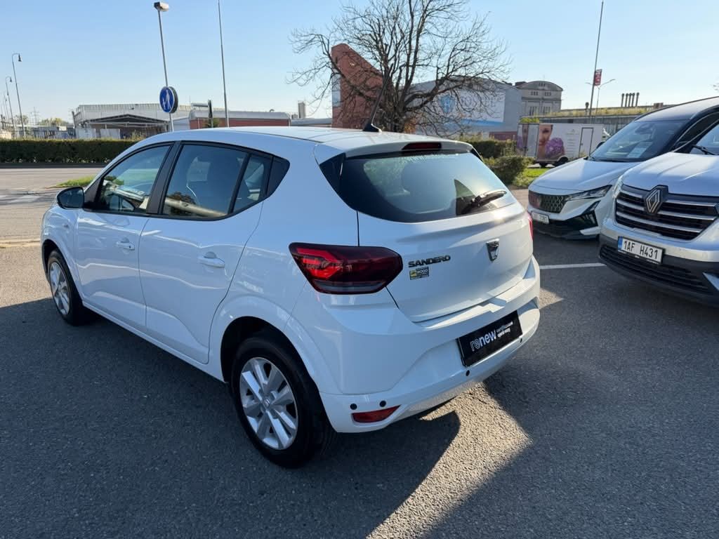 Dacia Sandero, 1,0 TCe 67kW Comfort - fotka 6
