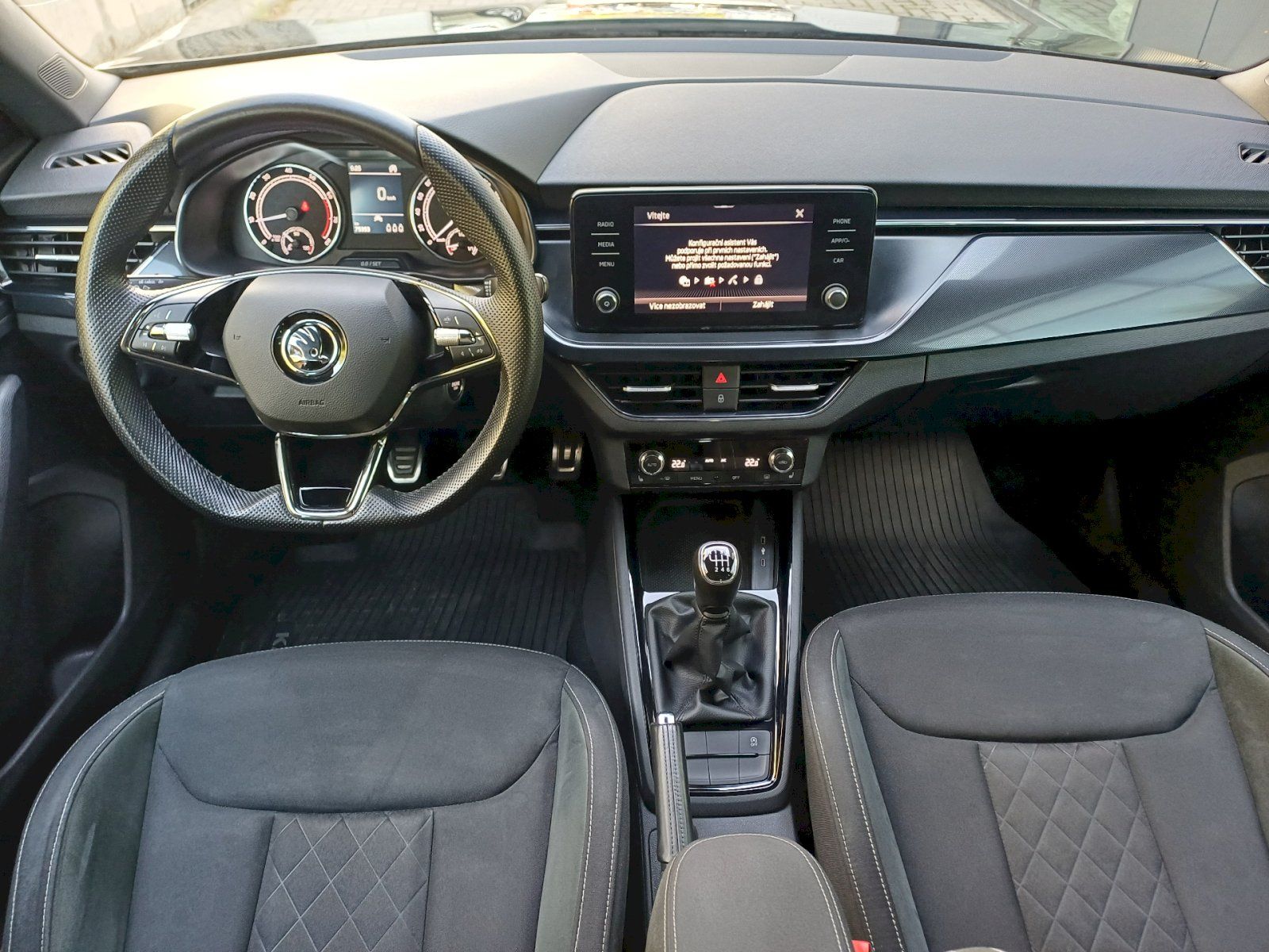 Škoda Kamiq, Style TSI 1.5 / 110 kW M6F - fotka 5