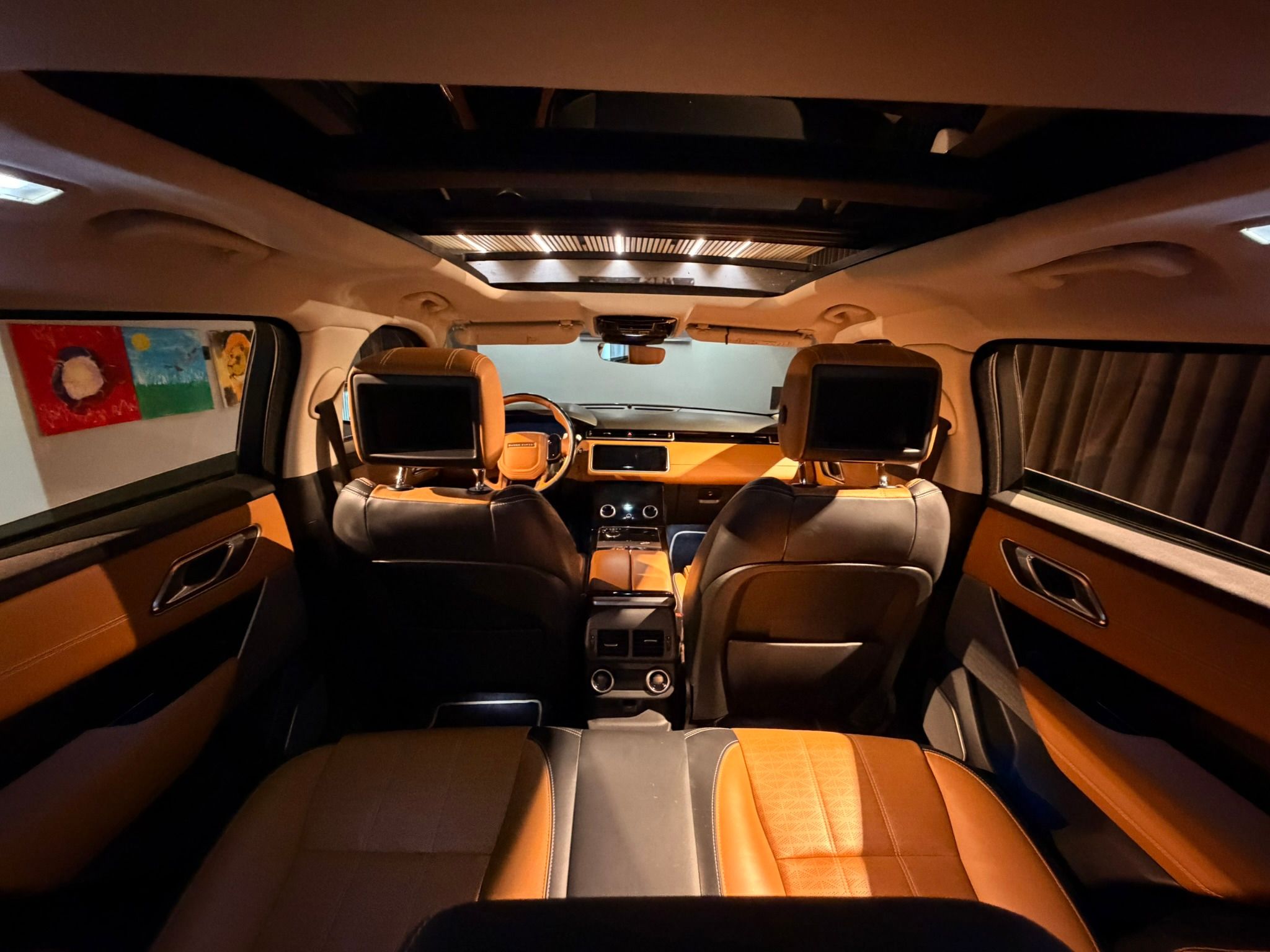 Land Rover Range Rover Velar - fotka 4