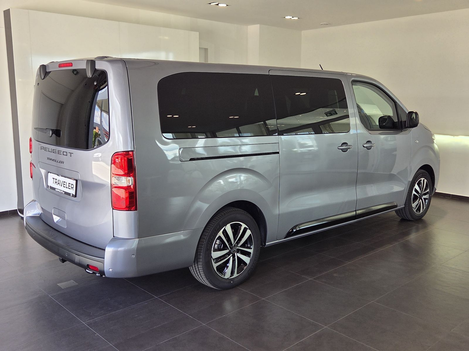 Peugeot Traveller, ALLURE Long 2.2 BHDi 180k EAT8 - fotka 6
